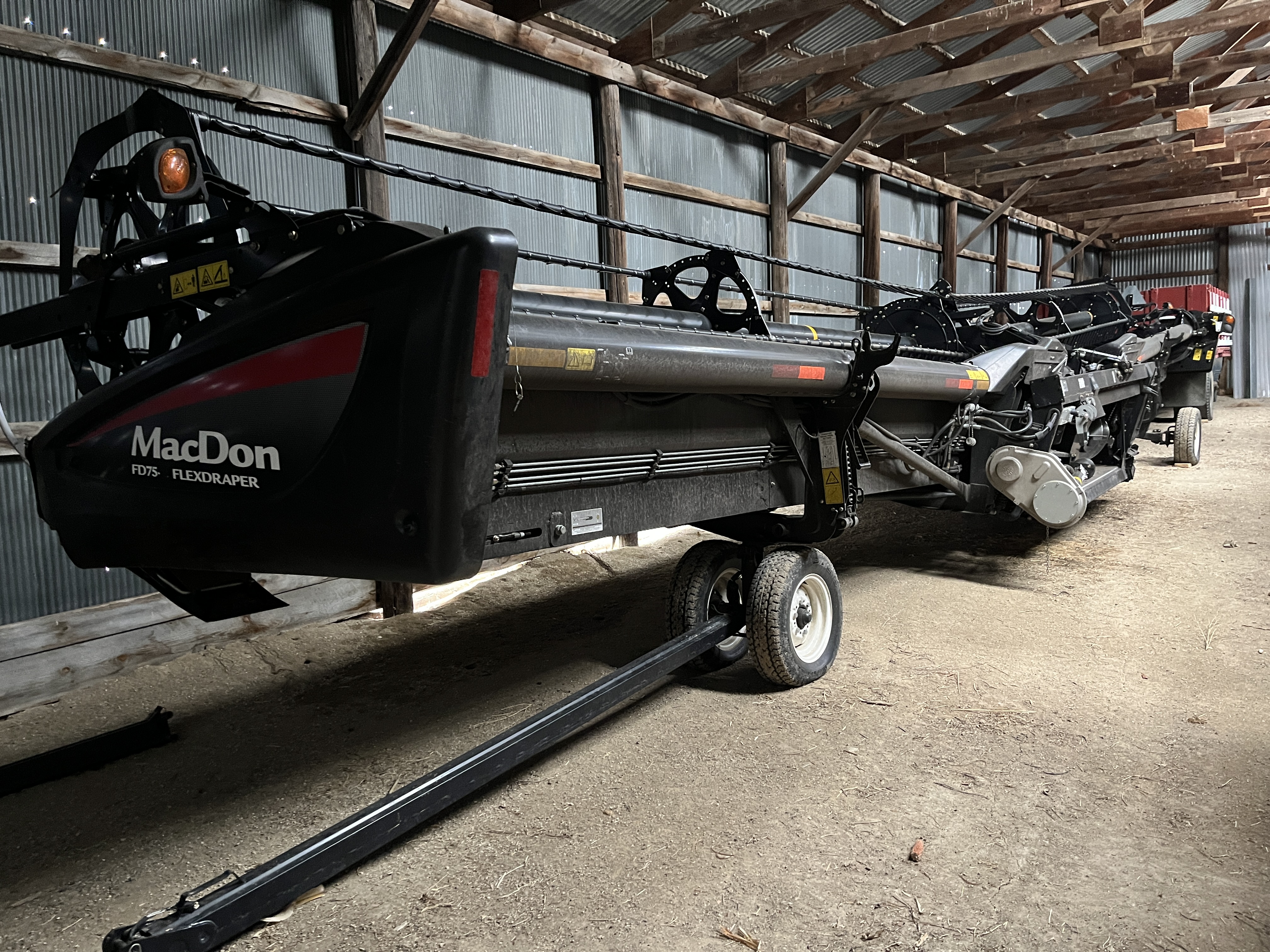 2014 MacDon FD75-45 Header Combine