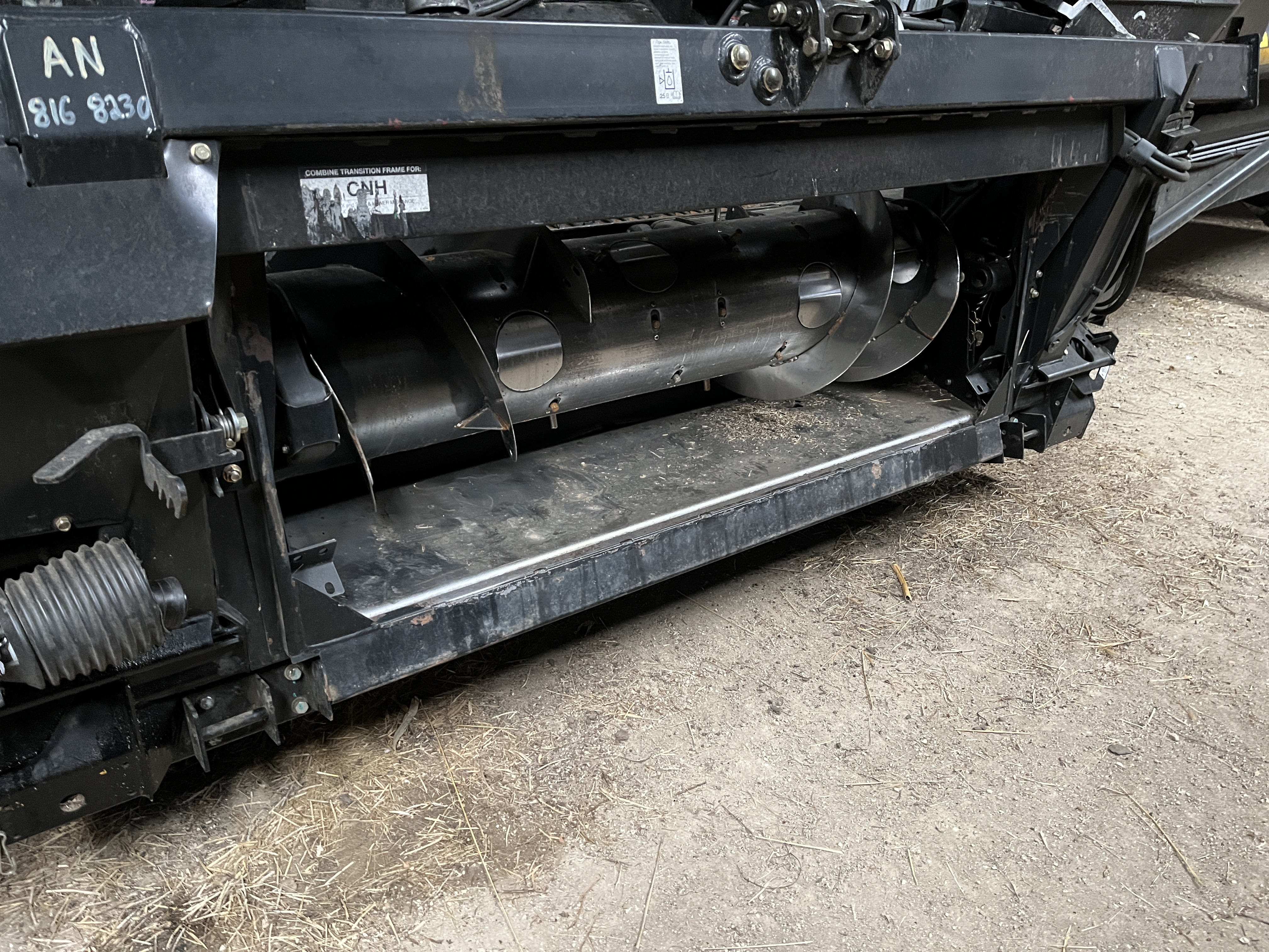 2014 MacDon FD75-45 Header Combine