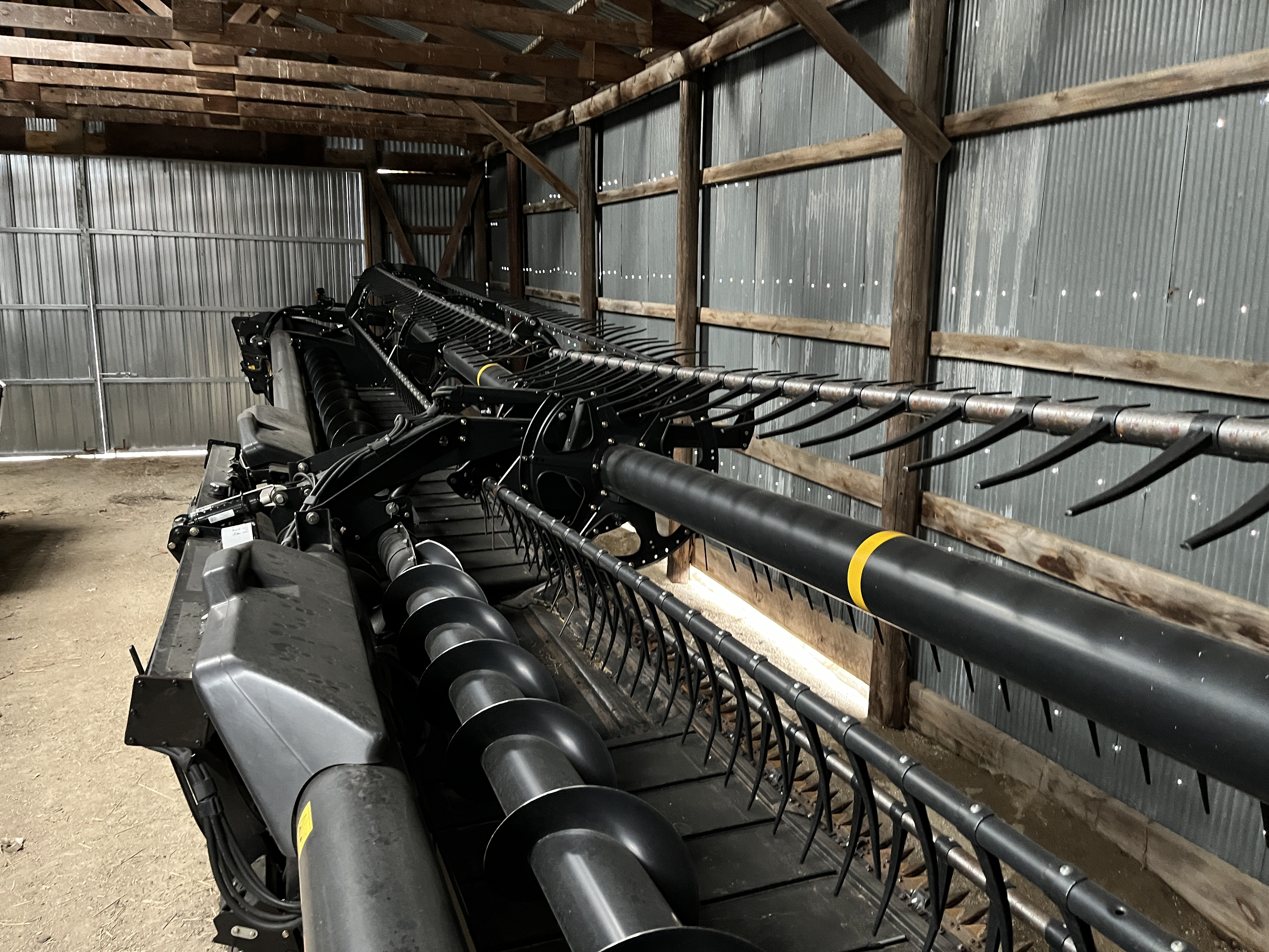 2014 MacDon FD75-45 Header Combine