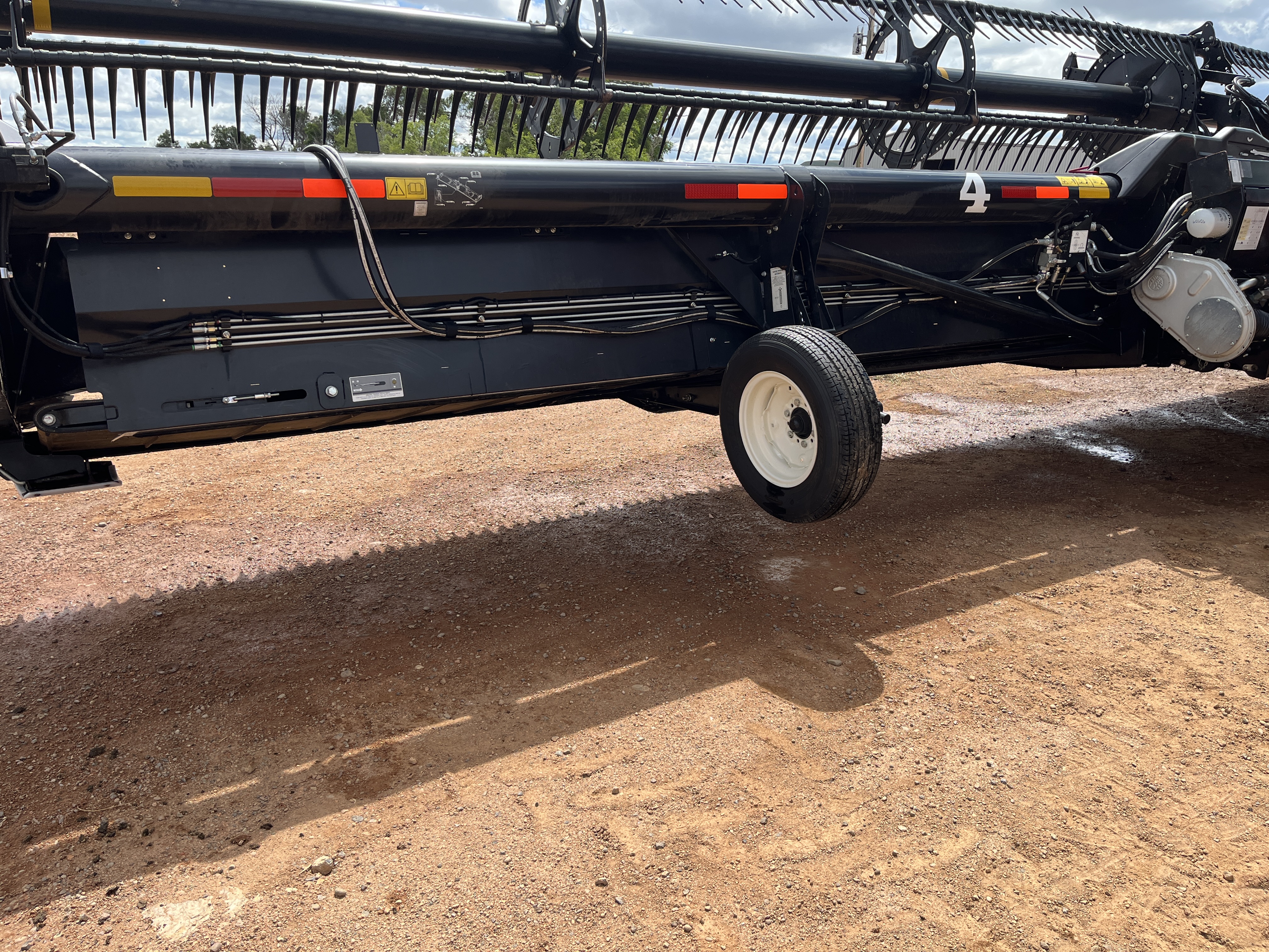 2019 MacDon FD145 Header Draper