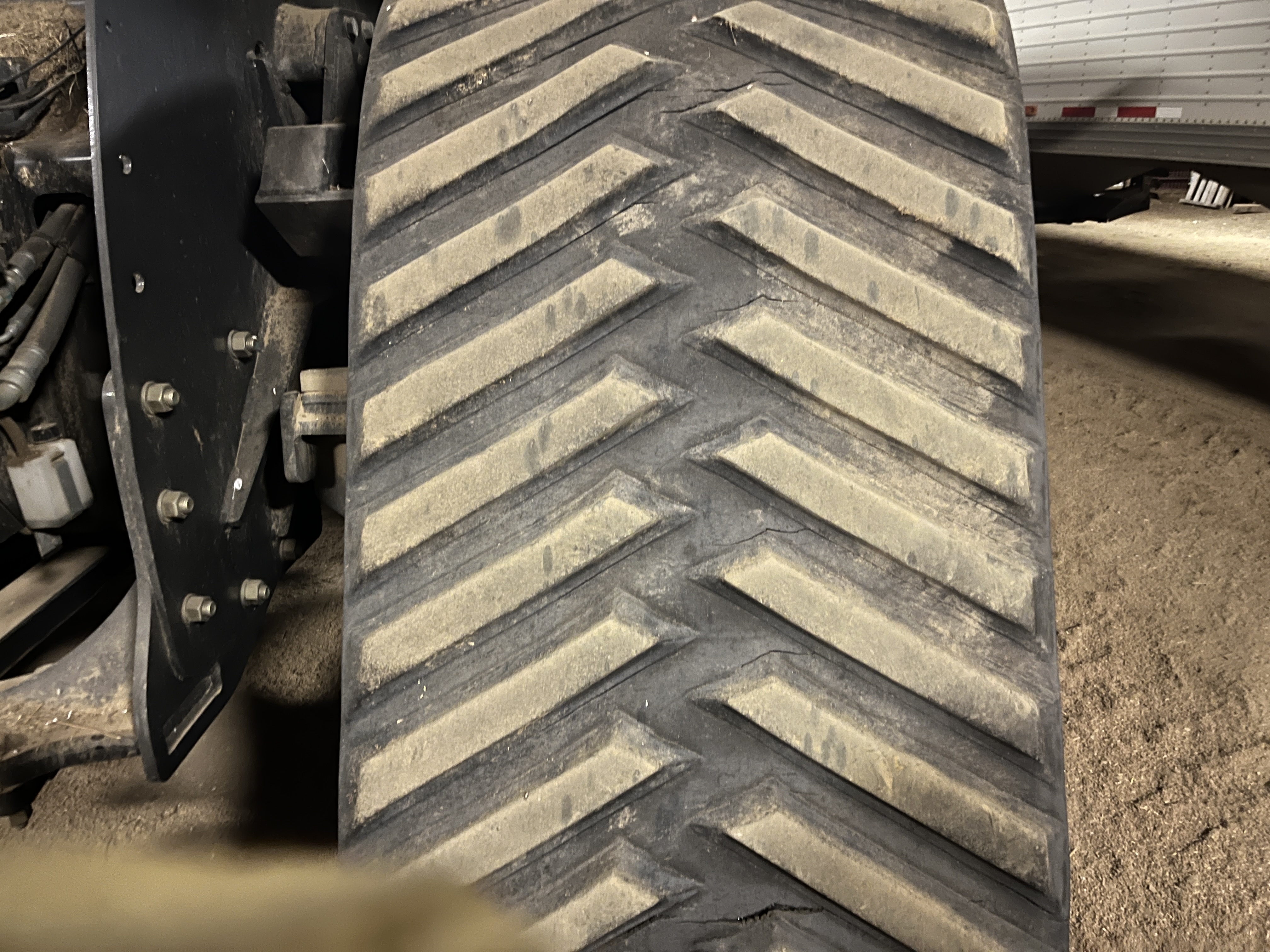 2014 New Holland T9.645 SmartTrax Tractor