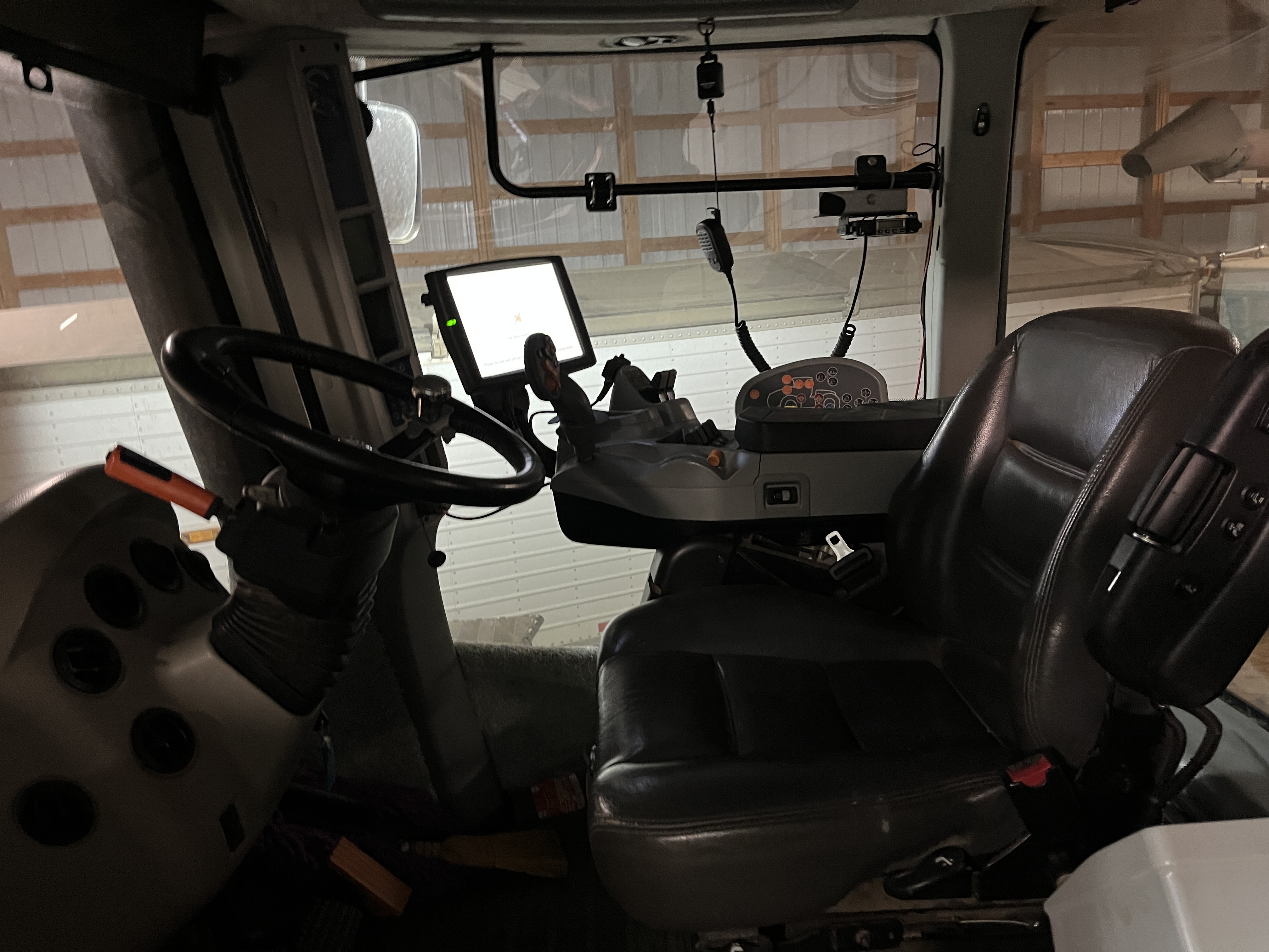 2014 New Holland T9.645 SmartTrax Tractor