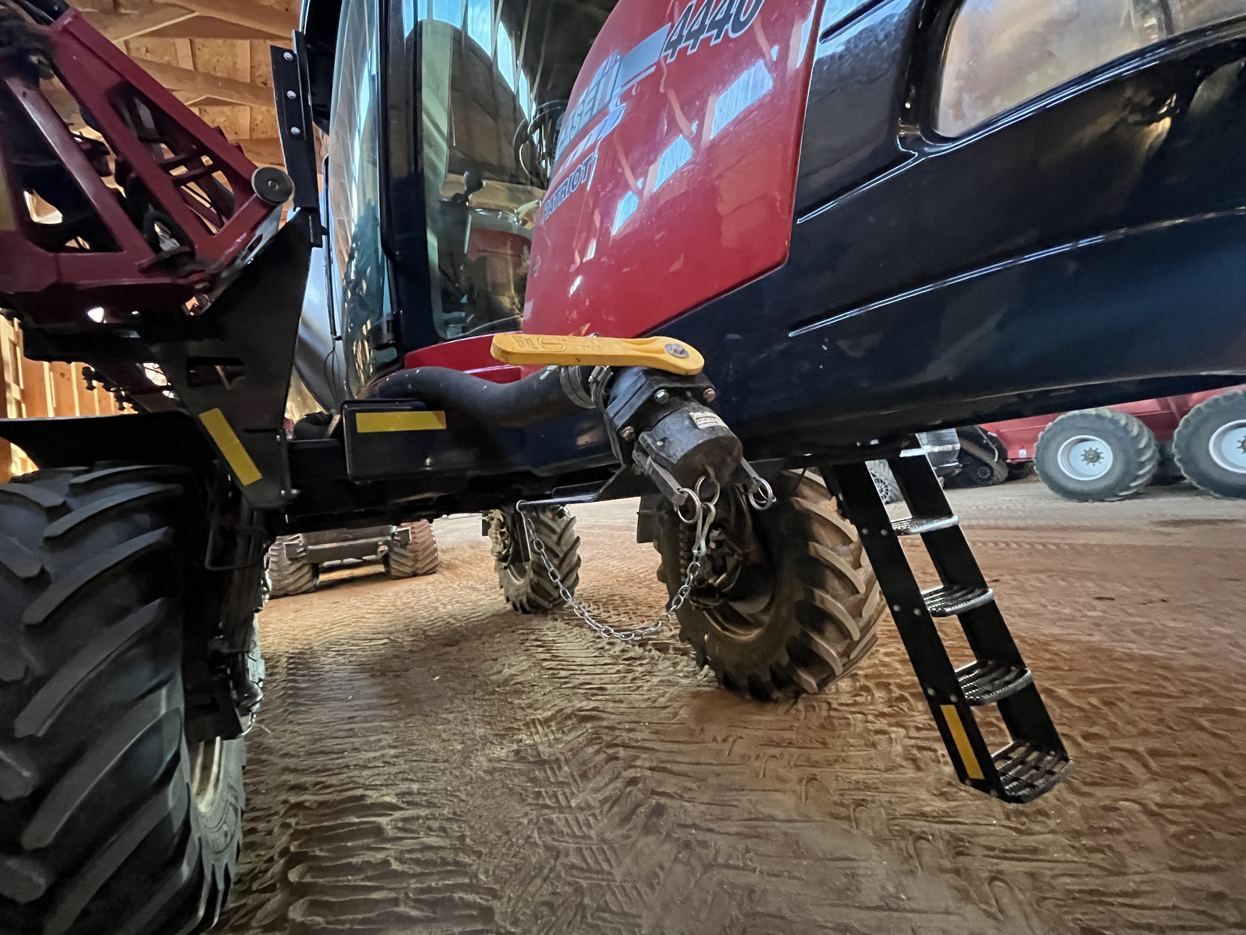 2019 Case IH PAT4440 Sprayer/High Clearance