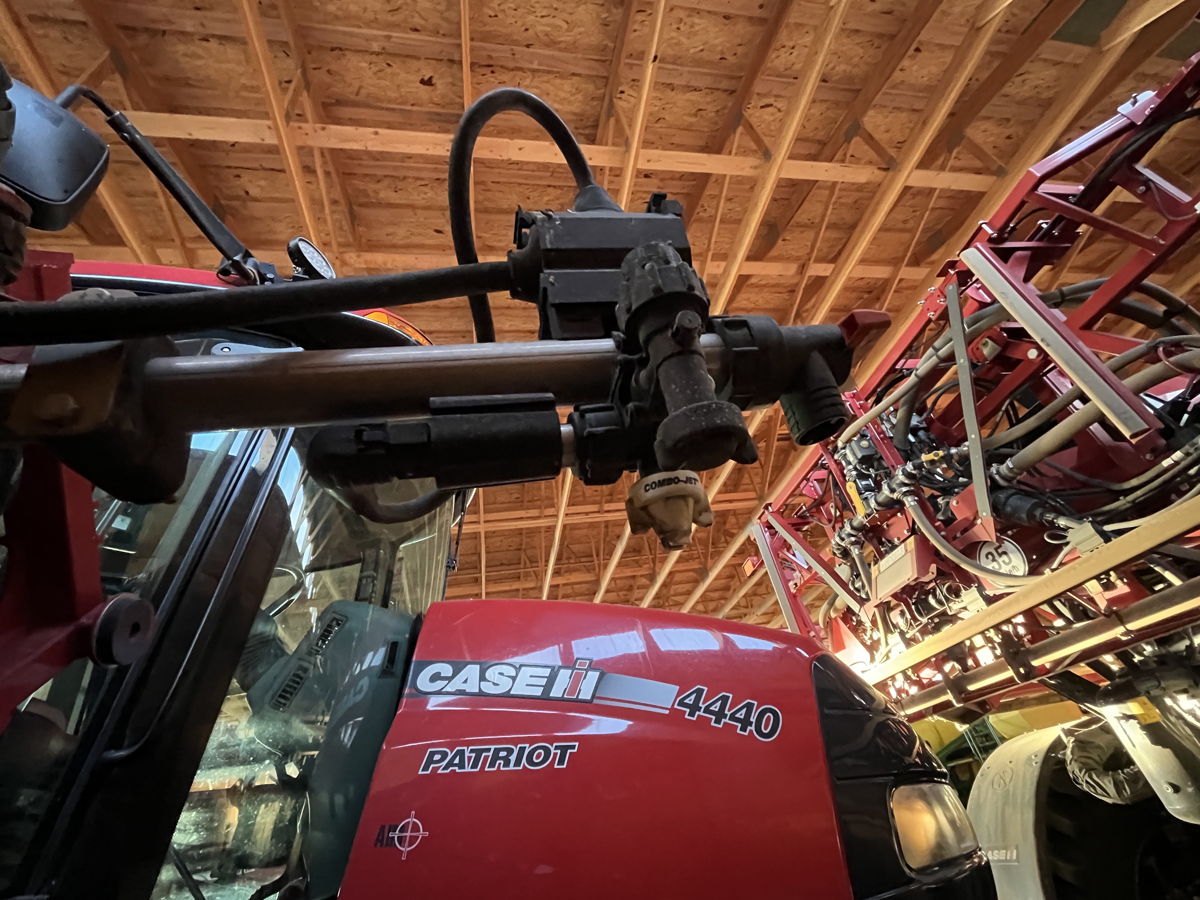 2019 Case IH PAT4440 Sprayer/High Clearance