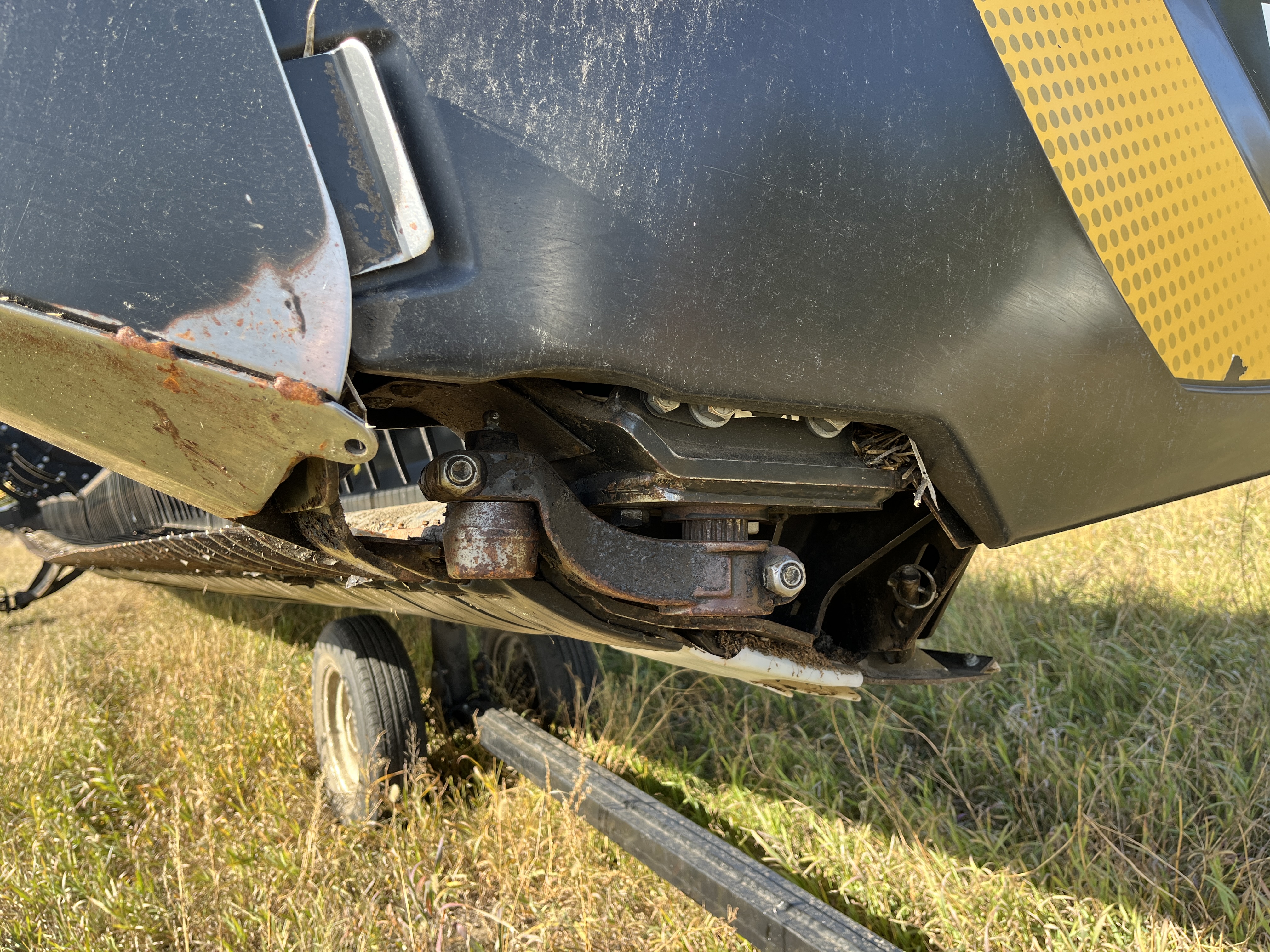 2019 MacDon FD140 Header Combine