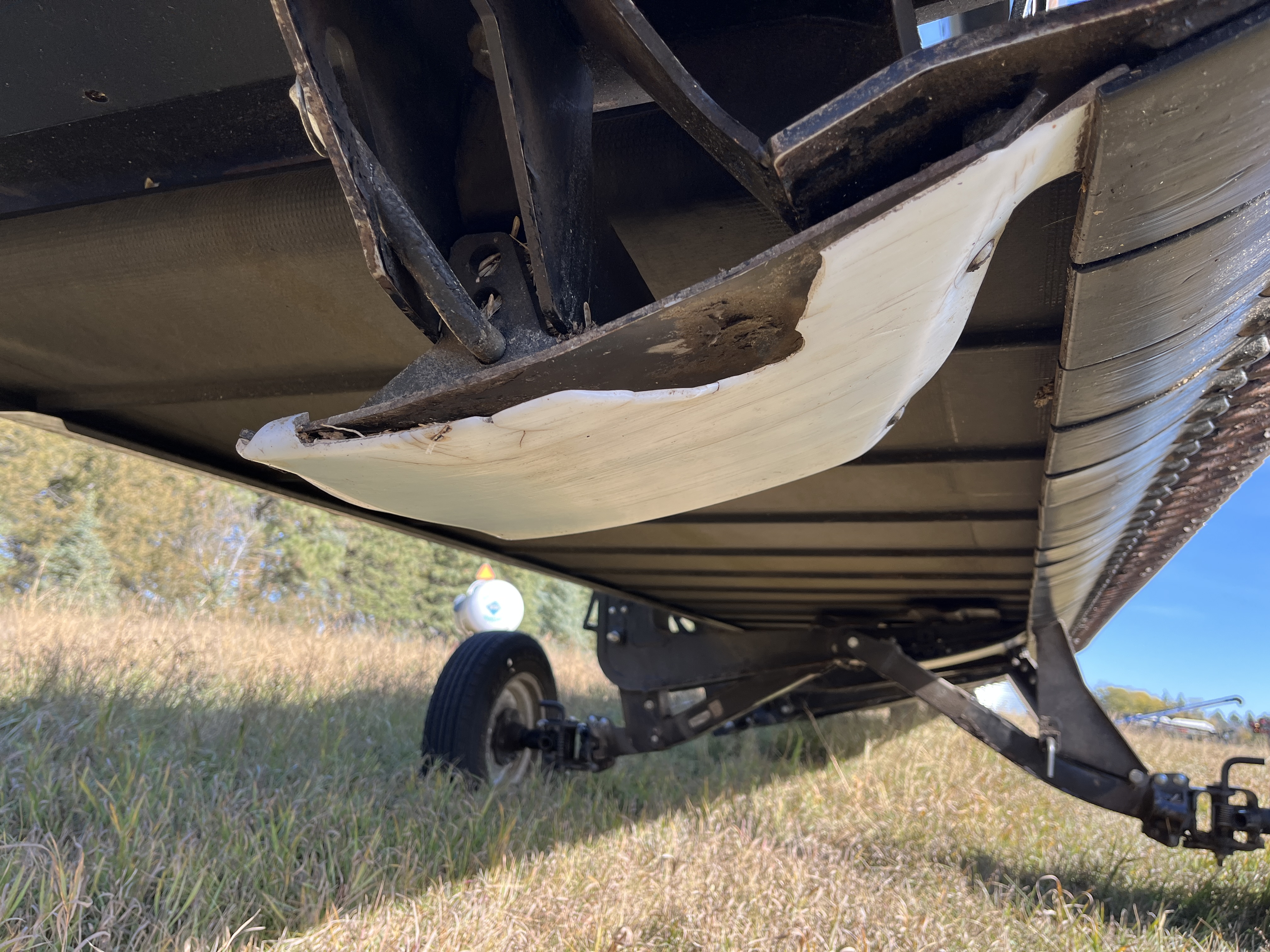 2019 MacDon FD140 Header Combine