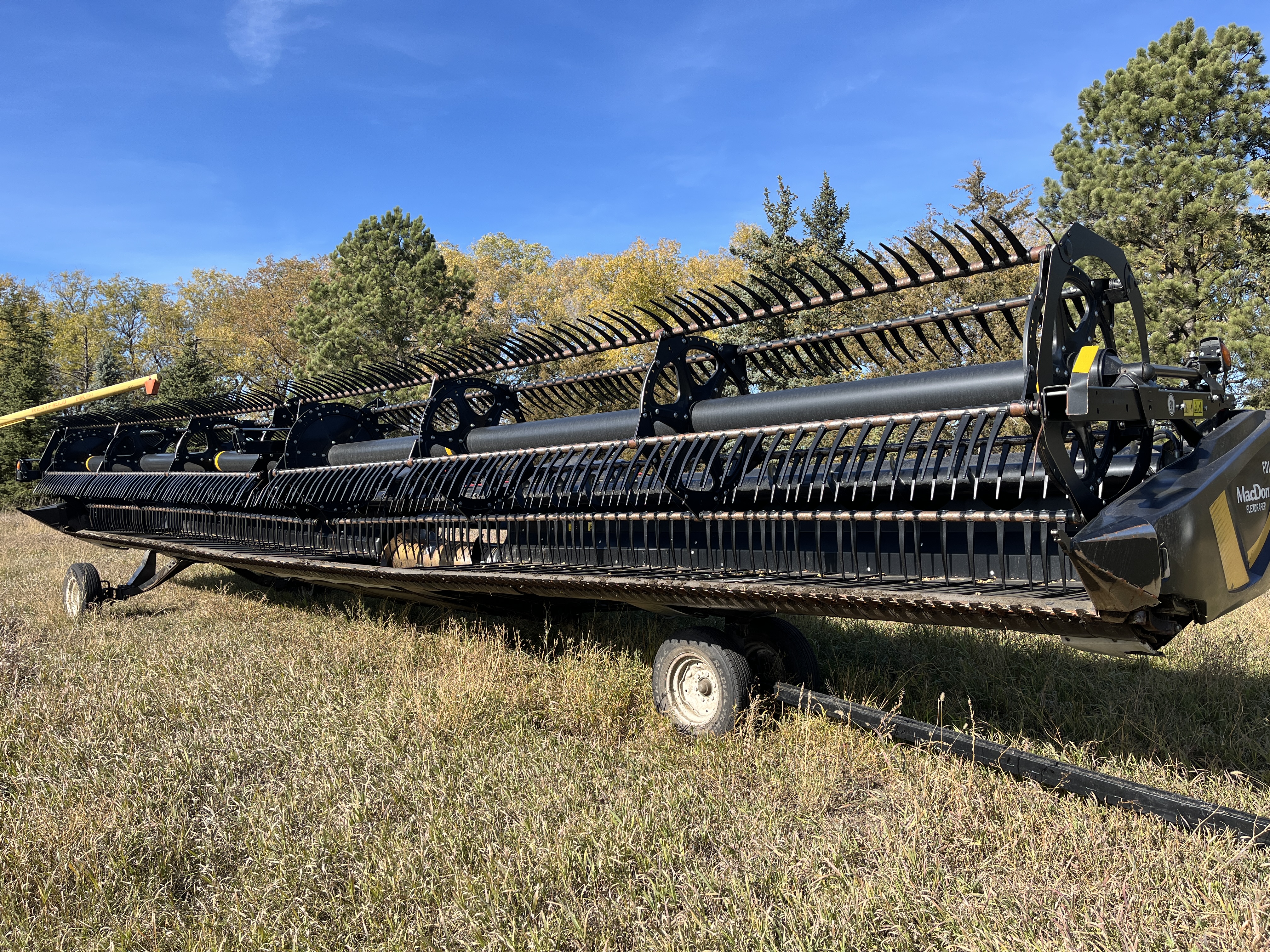 2019 MacDon FD140 Header Combine