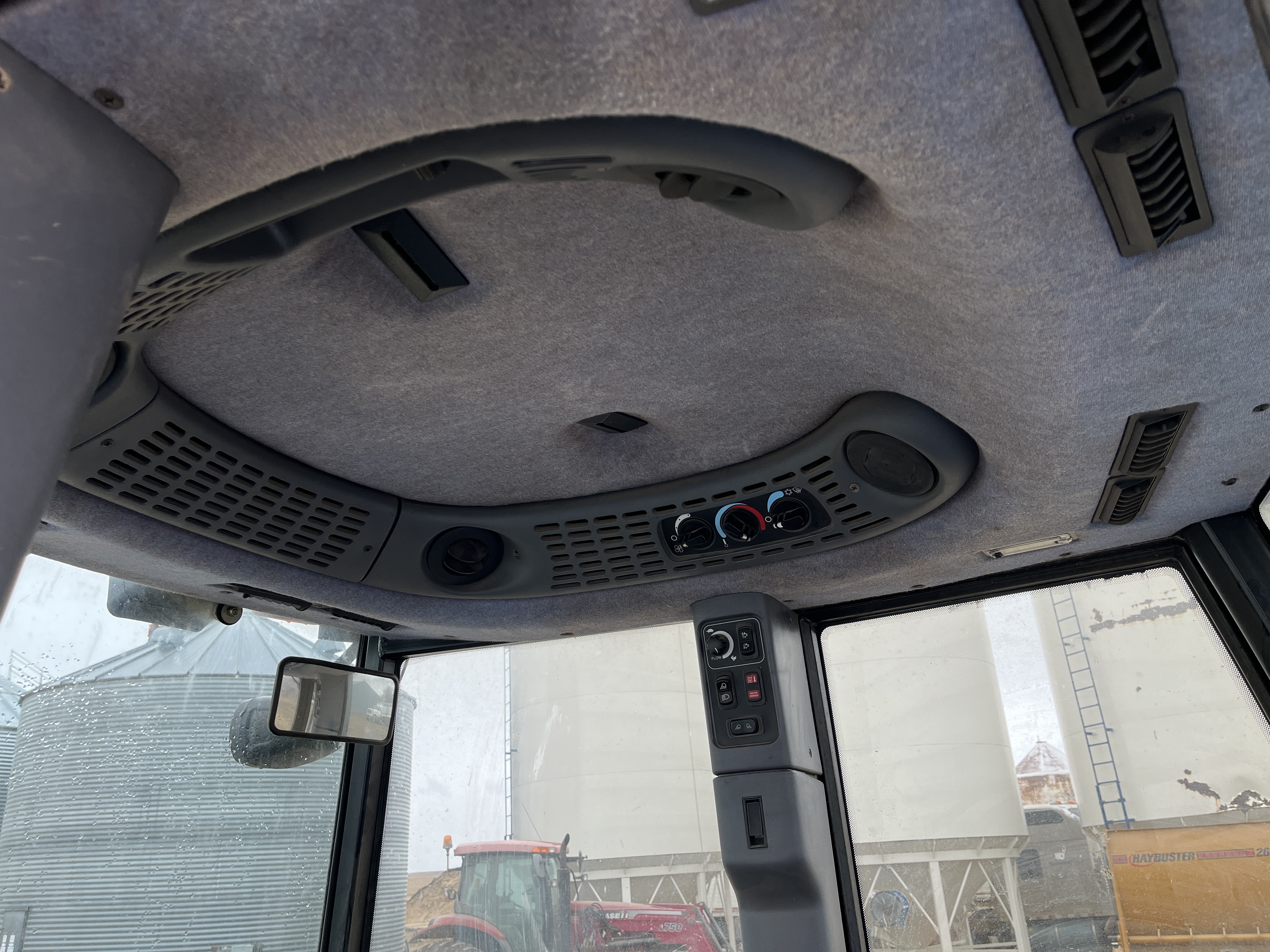 2012 New Holland TV6070 Tractor