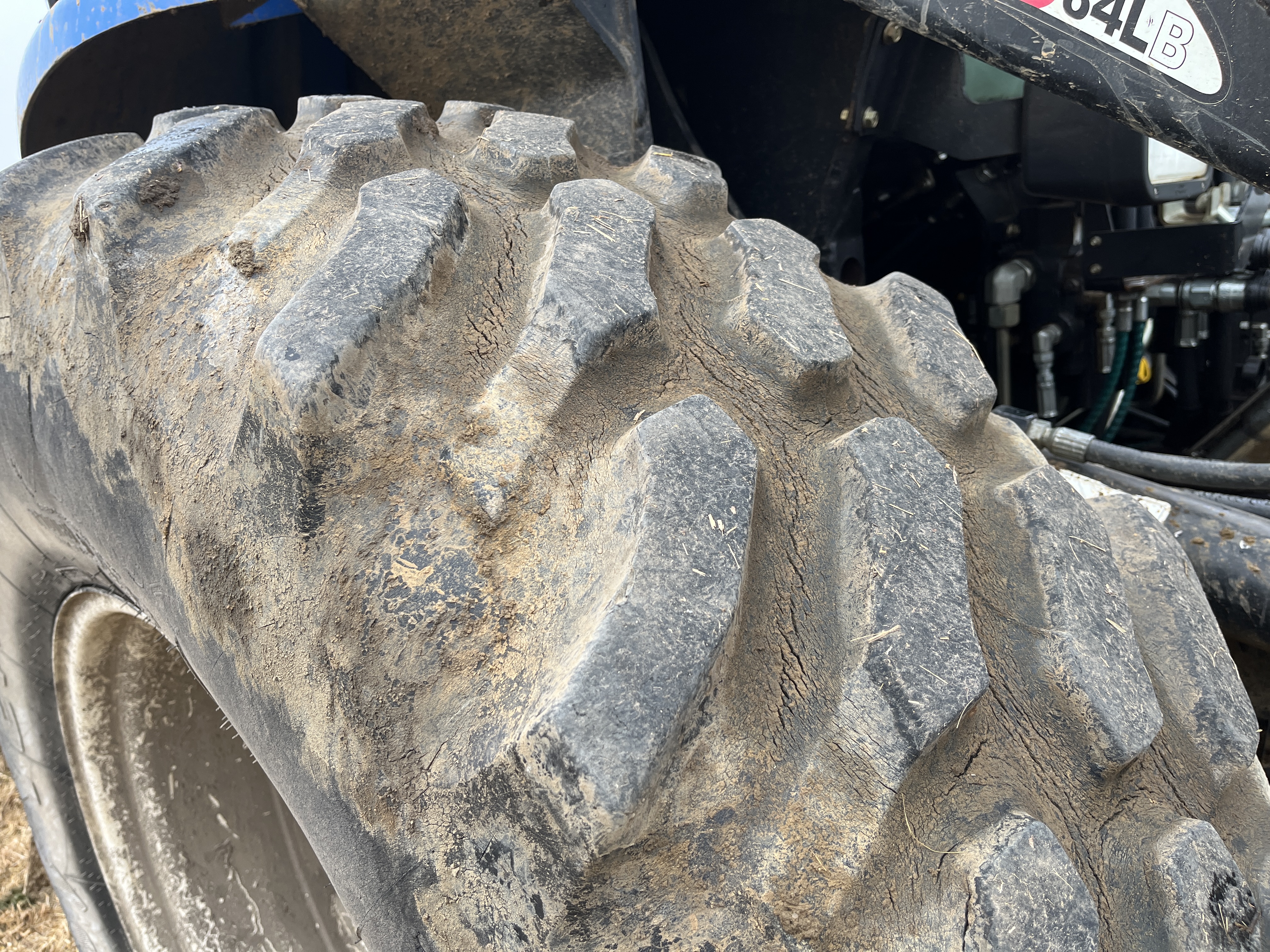 2012 New Holland TV6070 Tractor