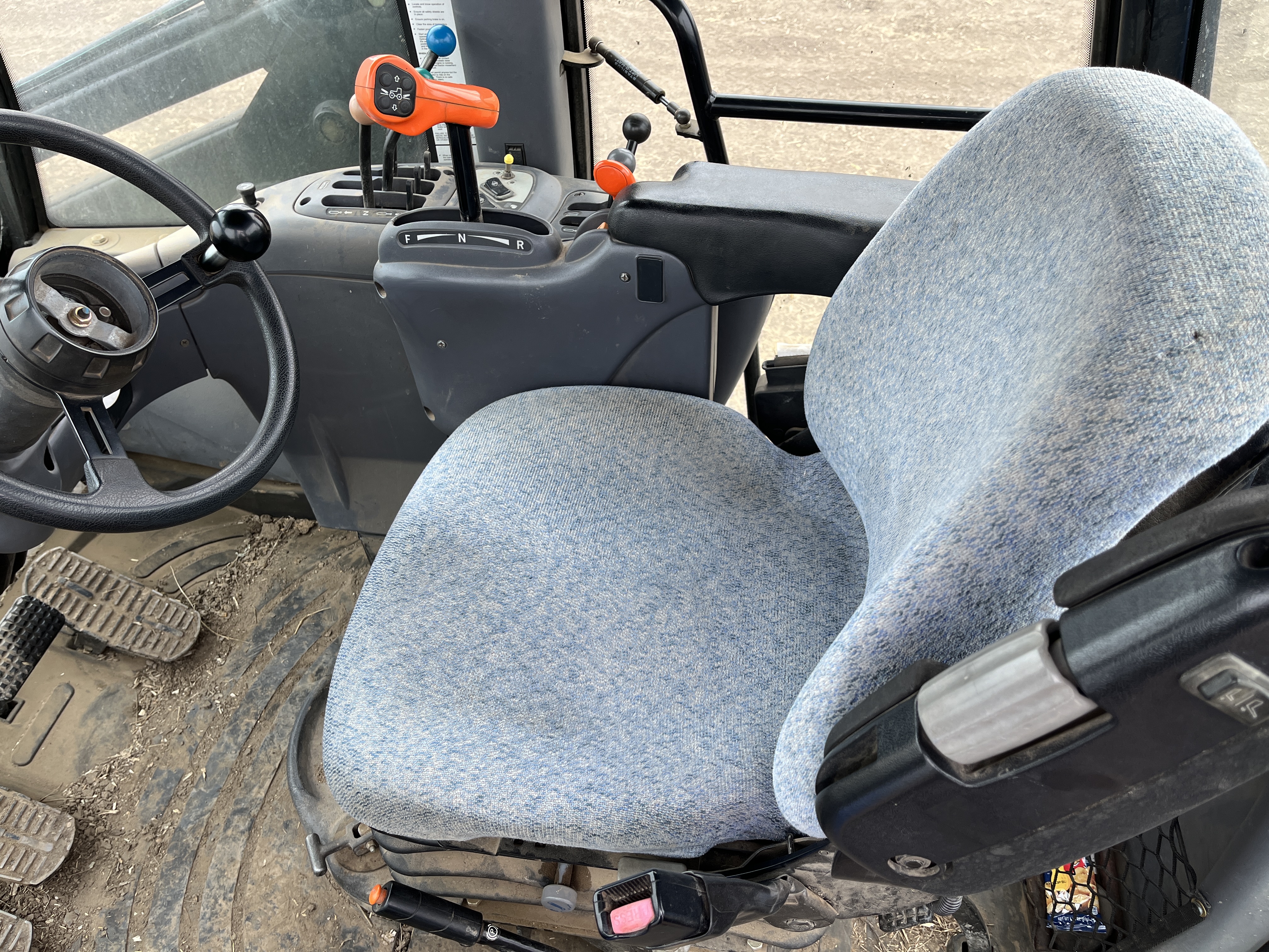 2012 New Holland TV6070 Tractor