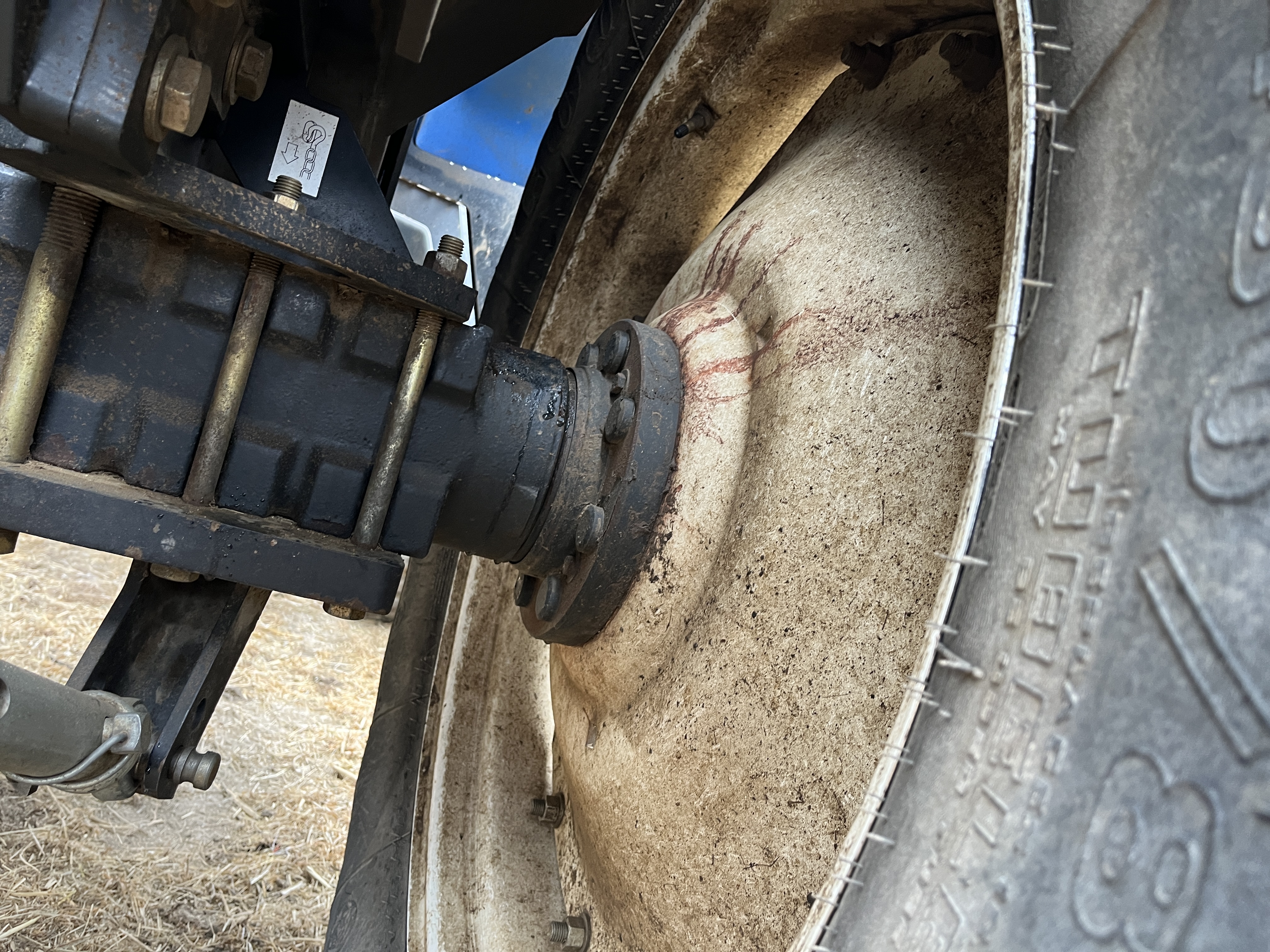 2012 New Holland TV6070 Tractor