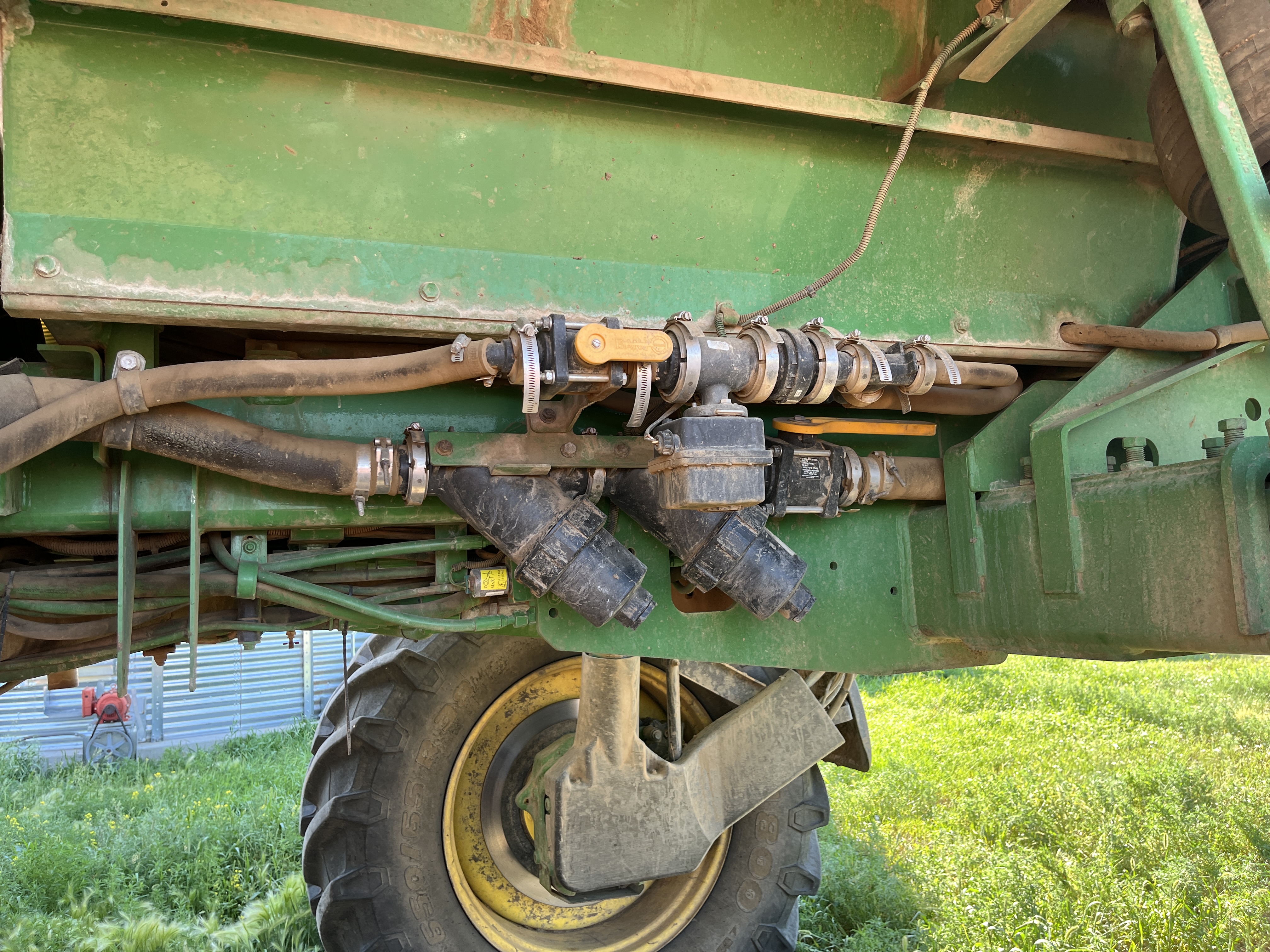 2009 John Deere 4830 Sprayer/High Clearance