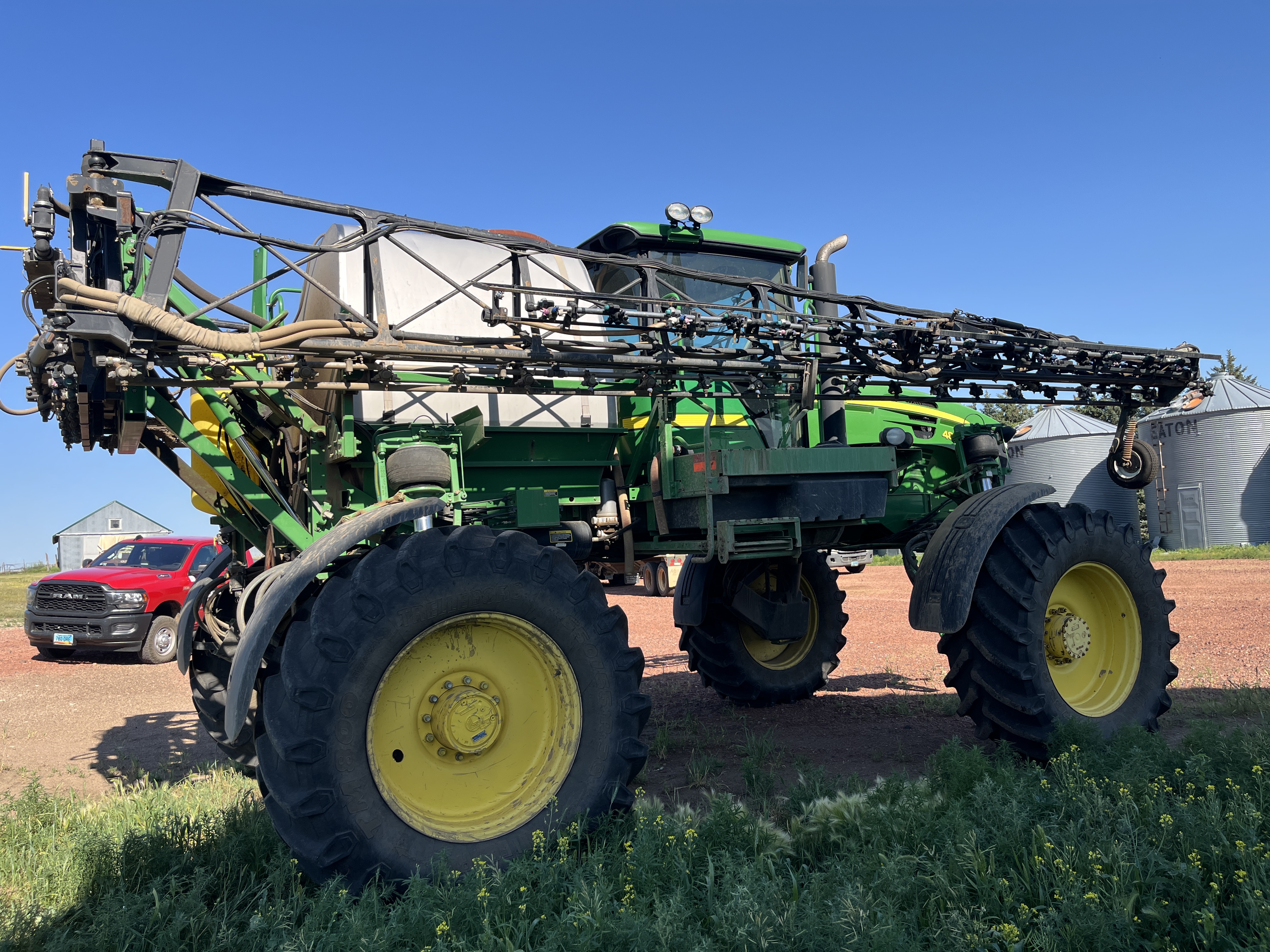 2009 John Deere 4830 Sprayer/High Clearance