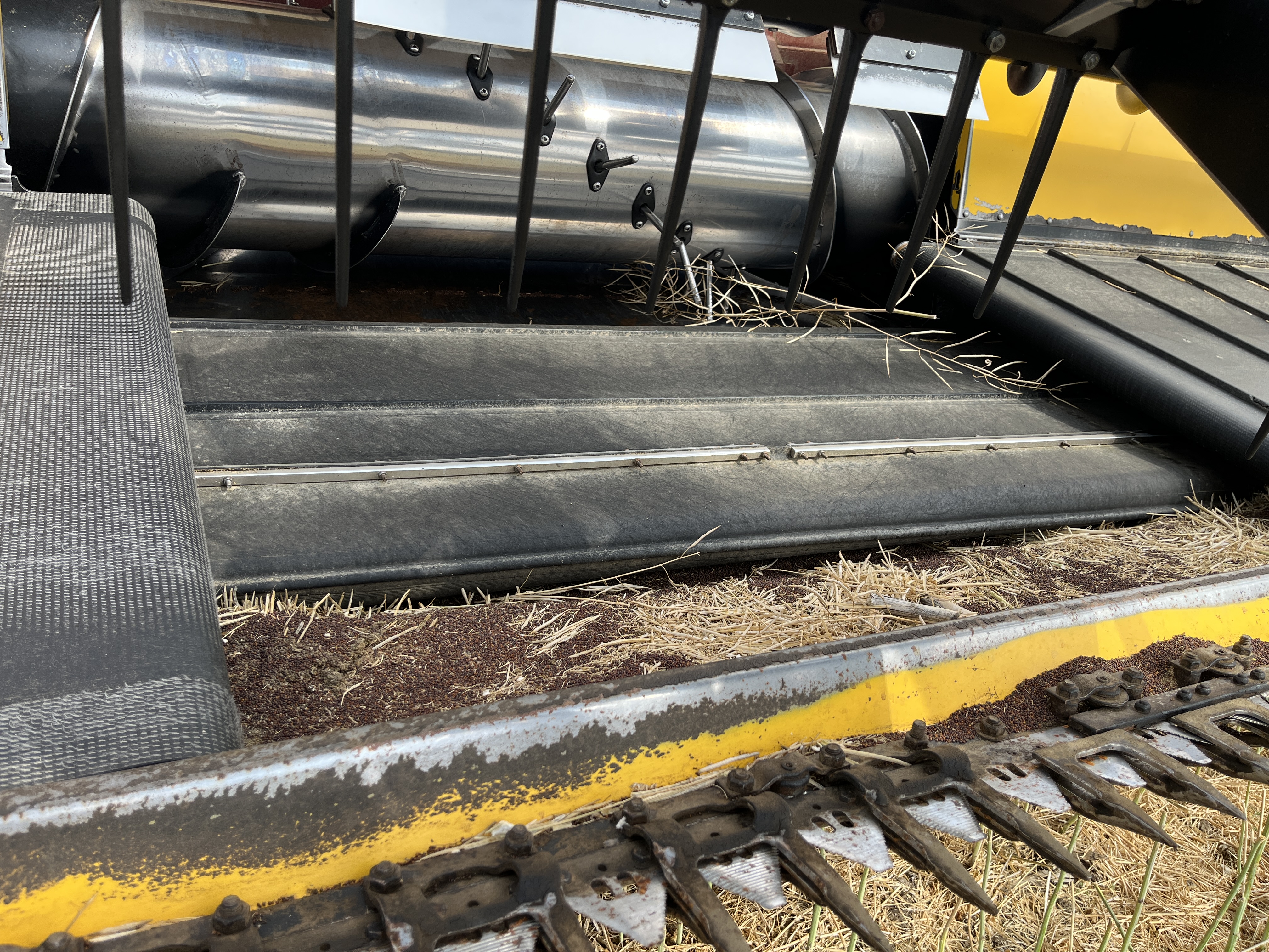 2009 New Holland 94C-40 Header Combine