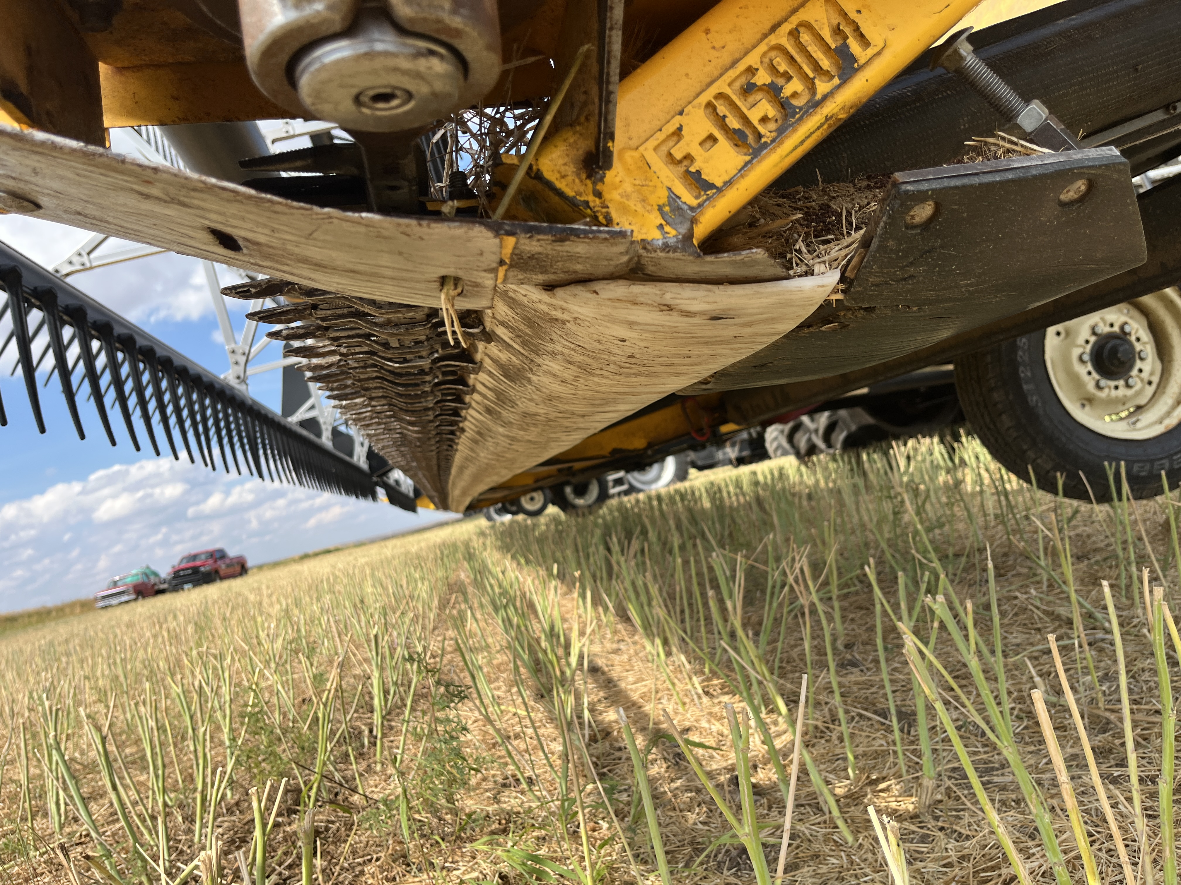 2009 New Holland 94C-40 Header Combine