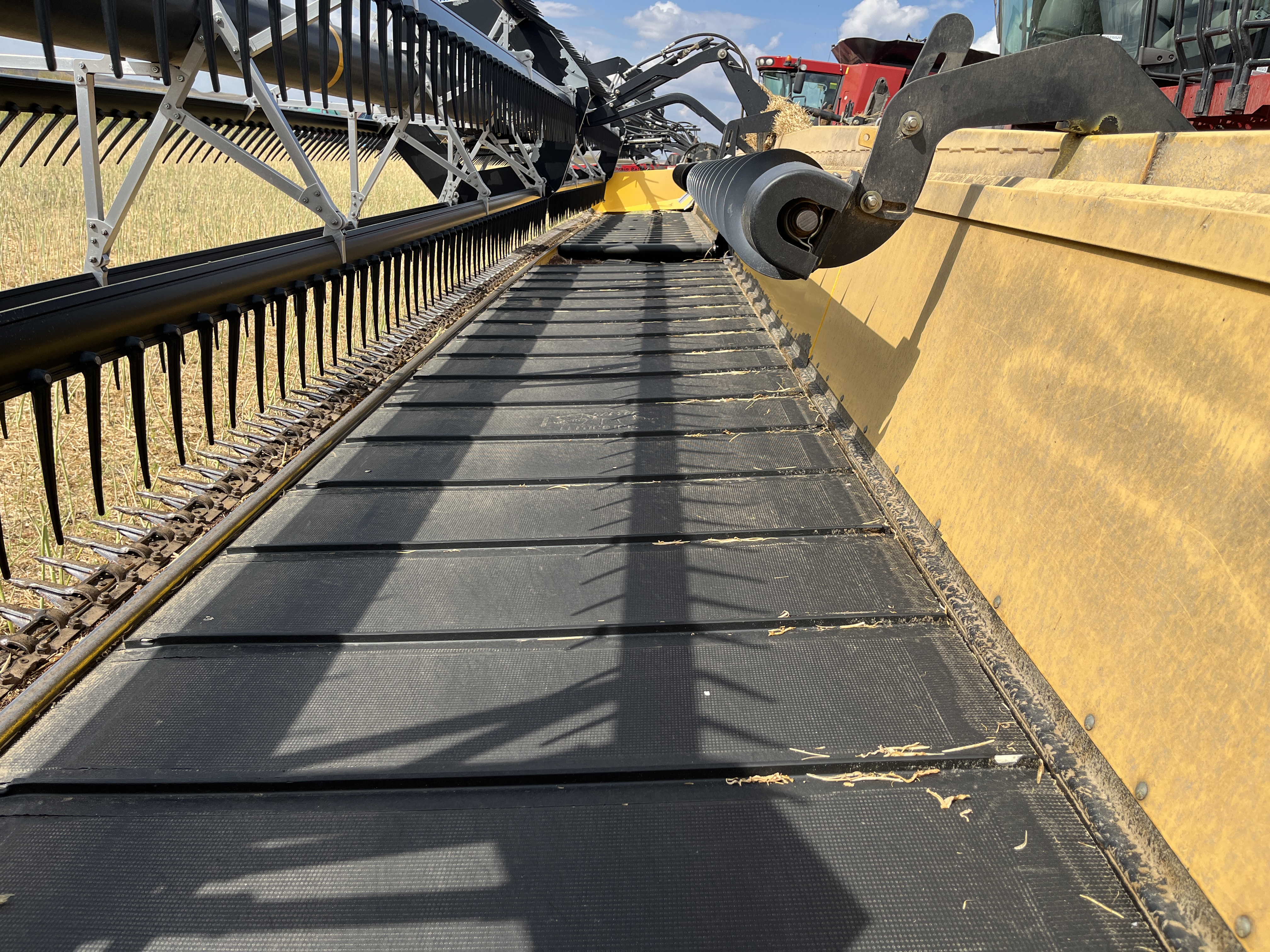 2009 New Holland 94C-40 Header Combine