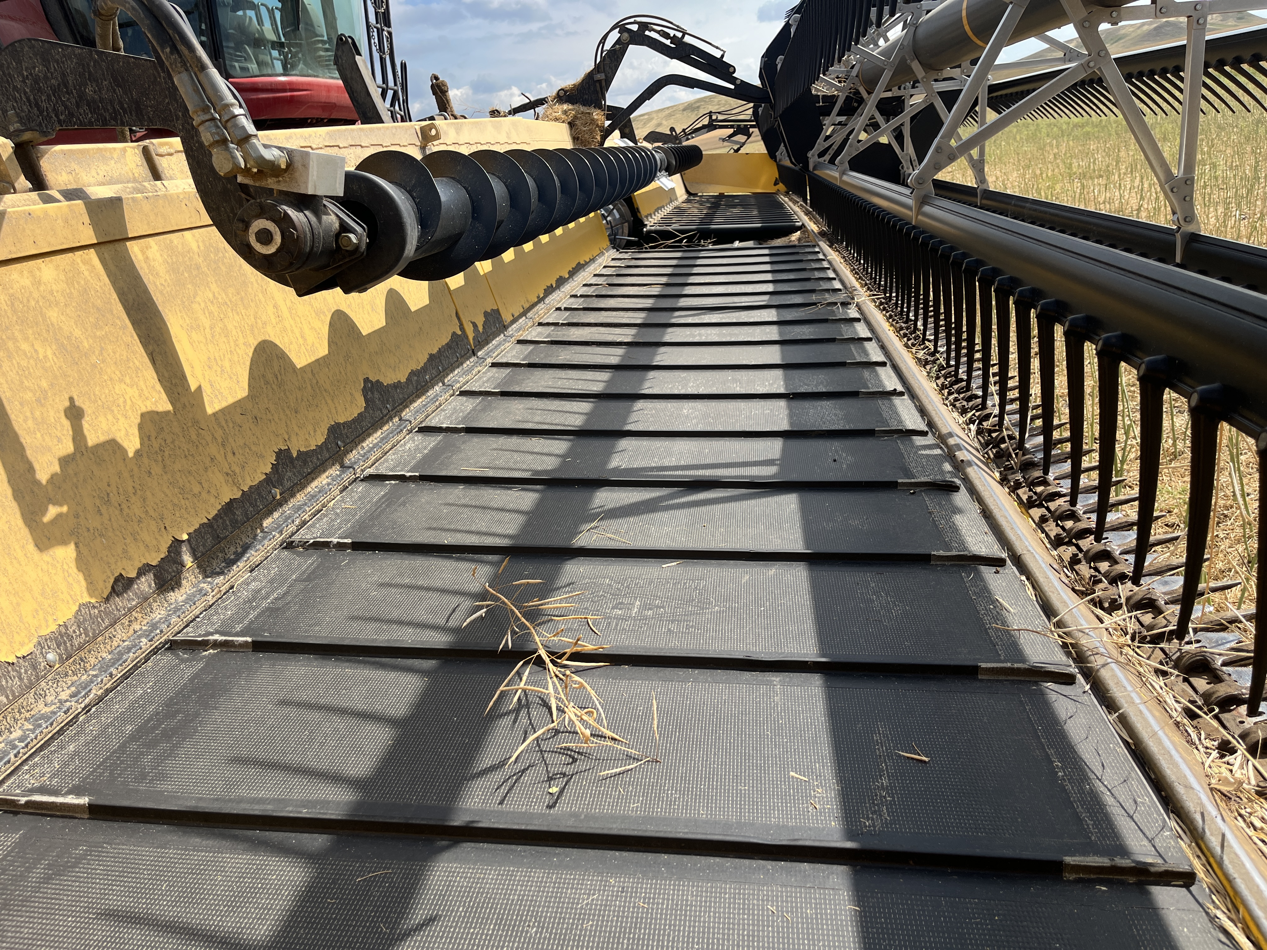 2009 New Holland 94C-40 Header Combine