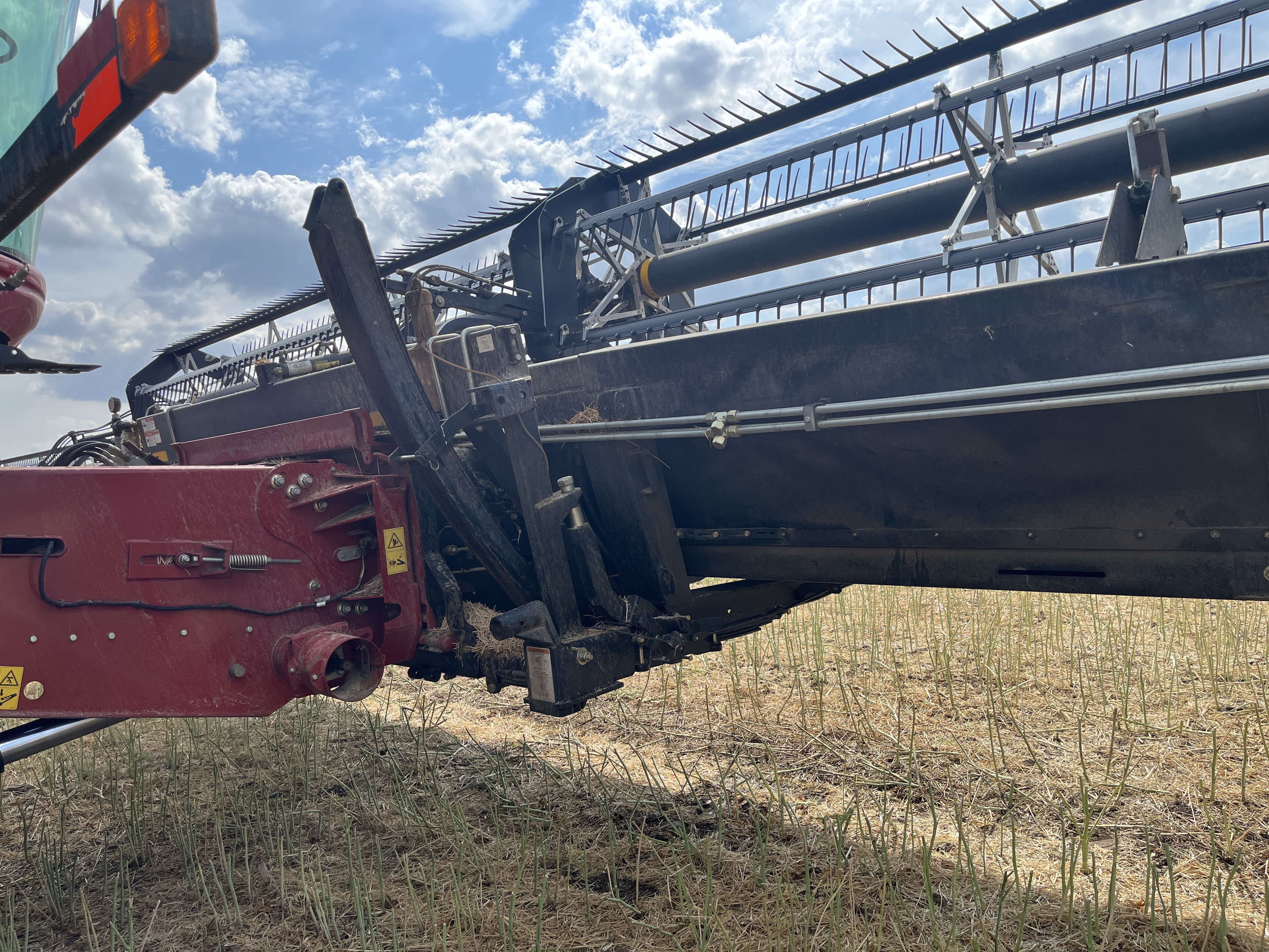 2009 Honey Bee SP40 Header Draper