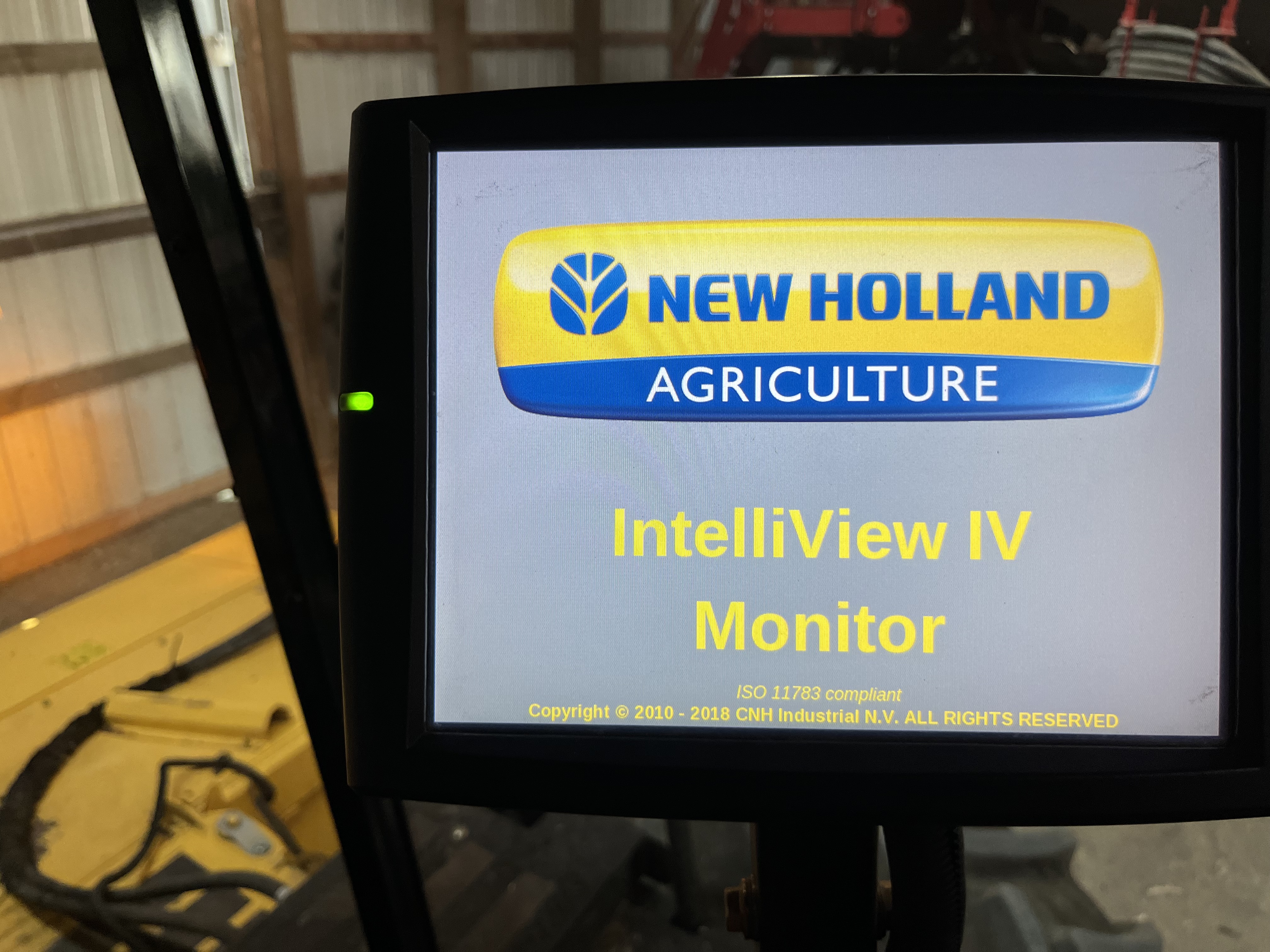 2018 New Holland Speedrower 260 Windrower