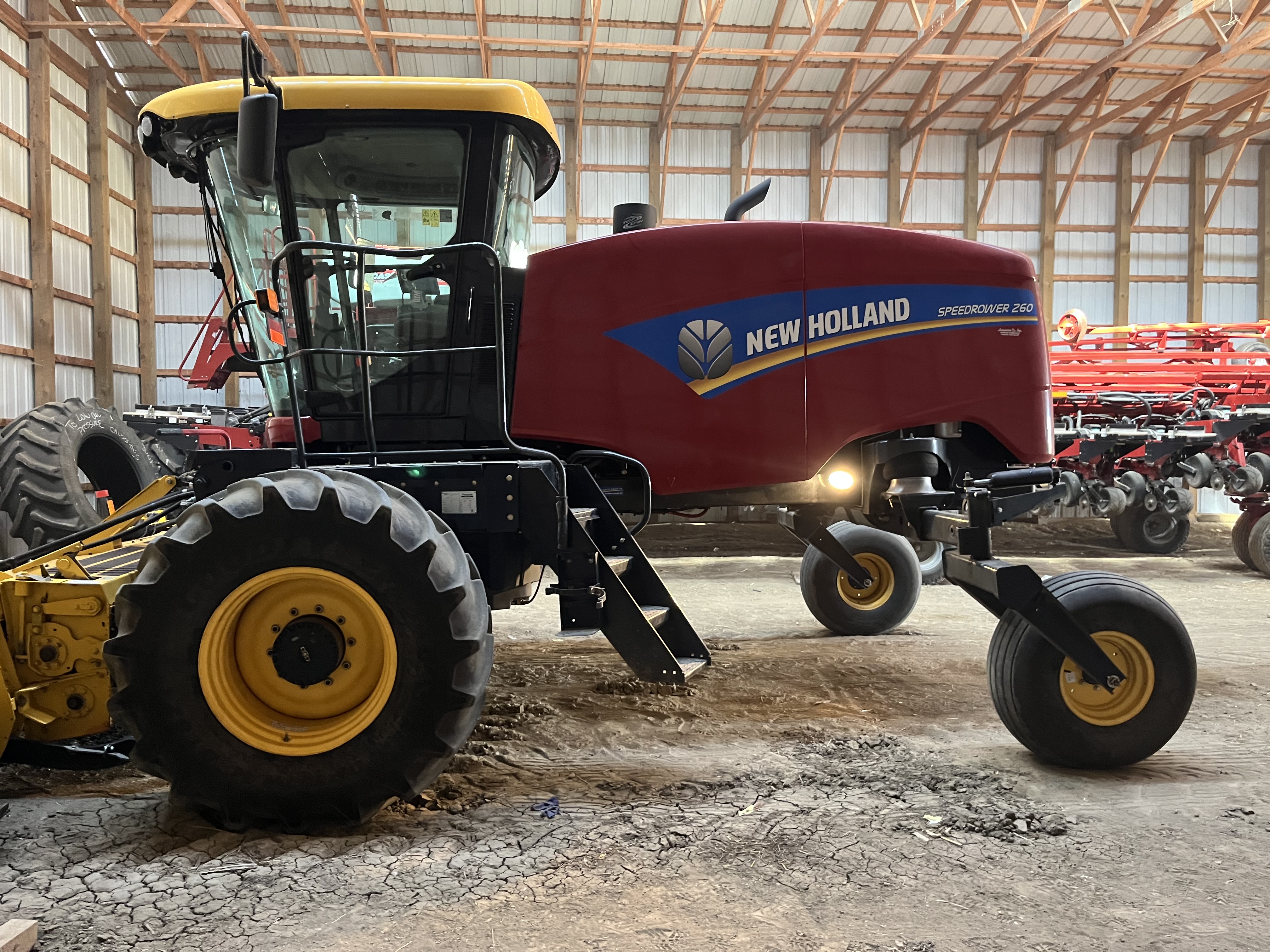 2018 New Holland Speedrower 260 Windrower