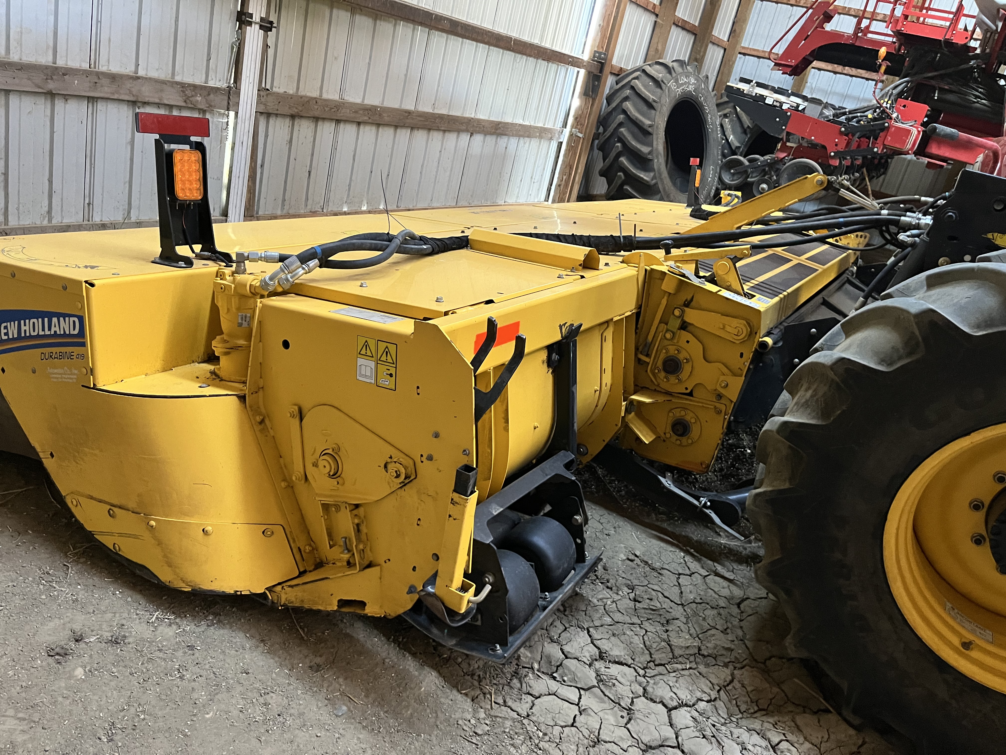 2018 New Holland Speedrower 260 Windrower