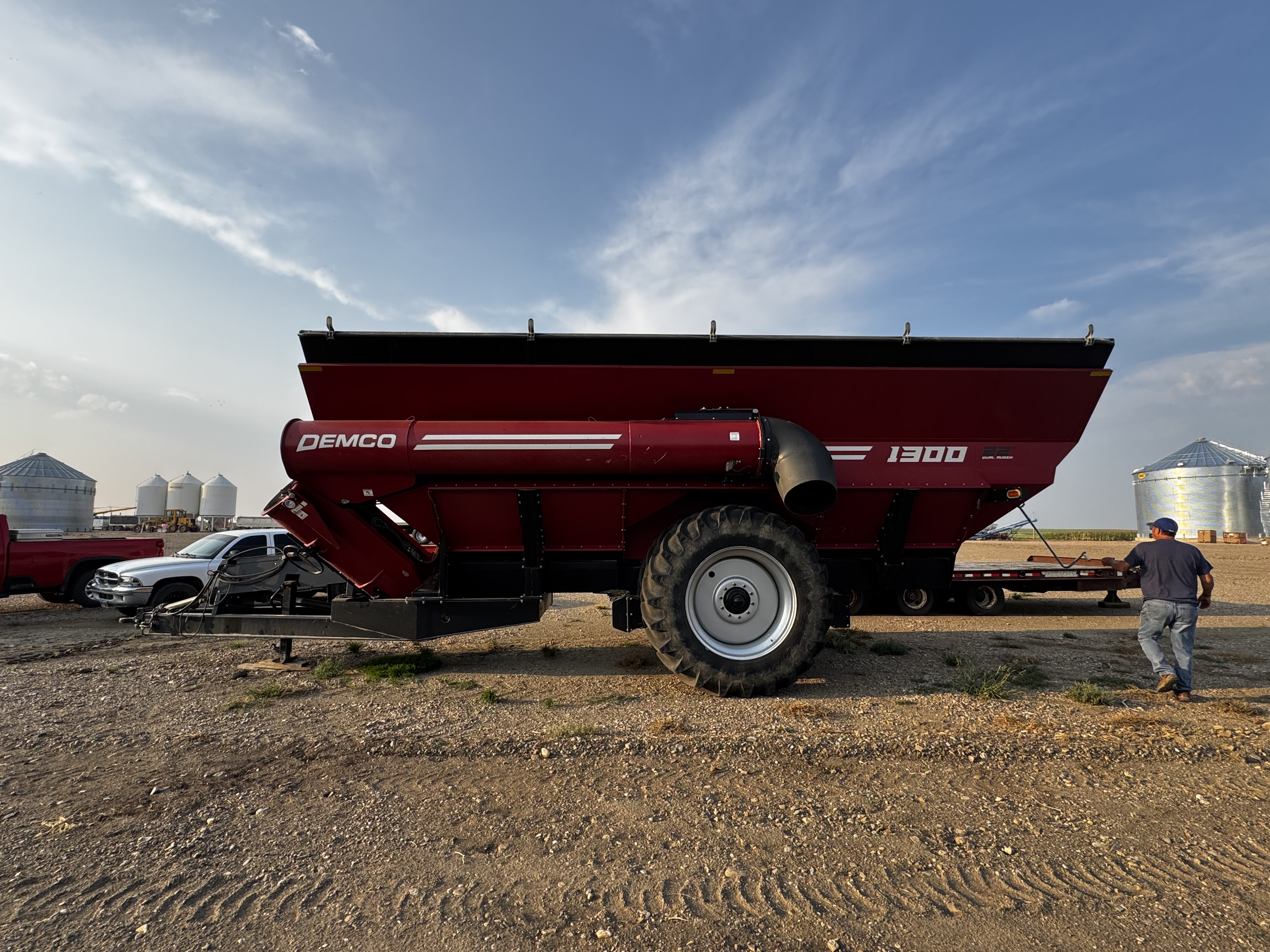 2021 Demco 1300 Grain Cart