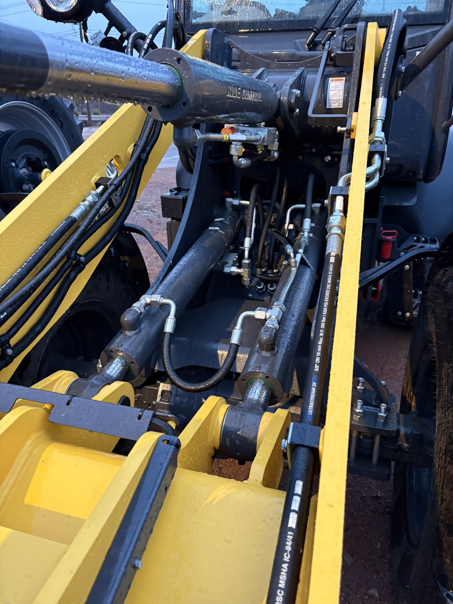 2024 New Holland W80C Loader