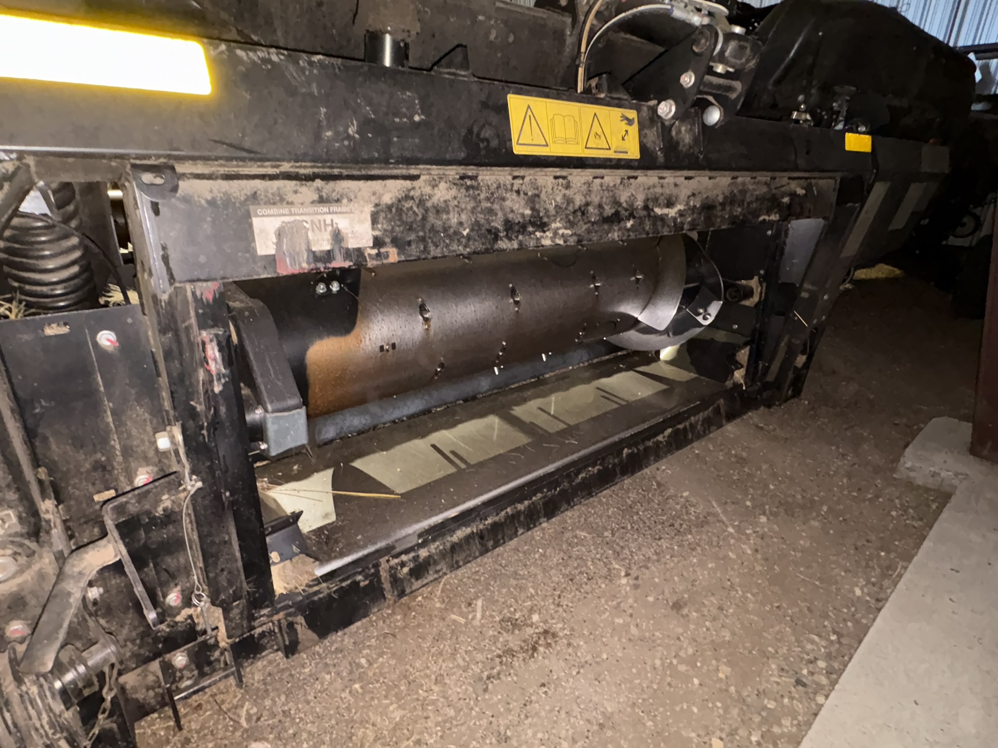 2022 MacDon FD250 Header Combine