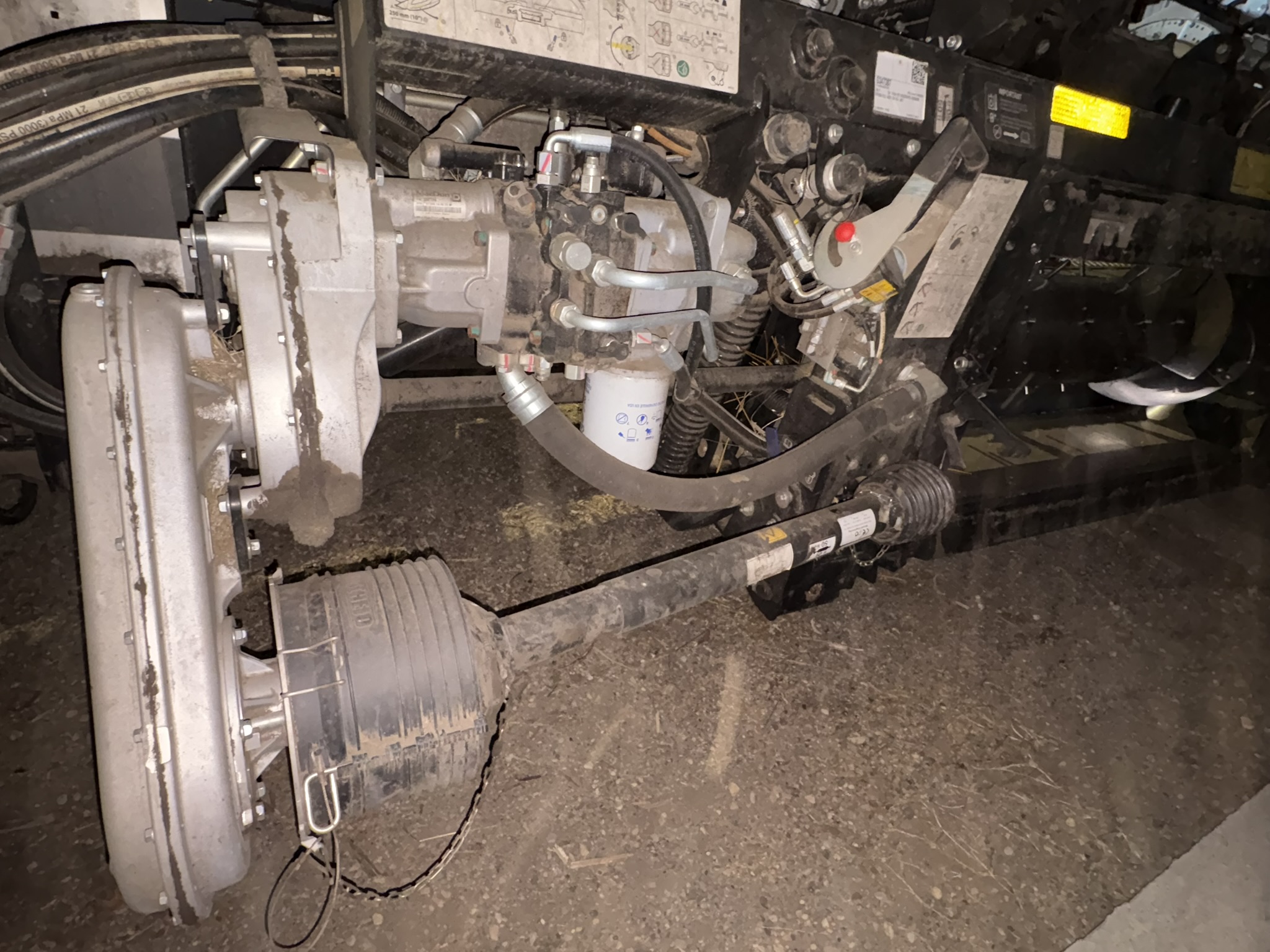 2022 MacDon FD250 Header Combine