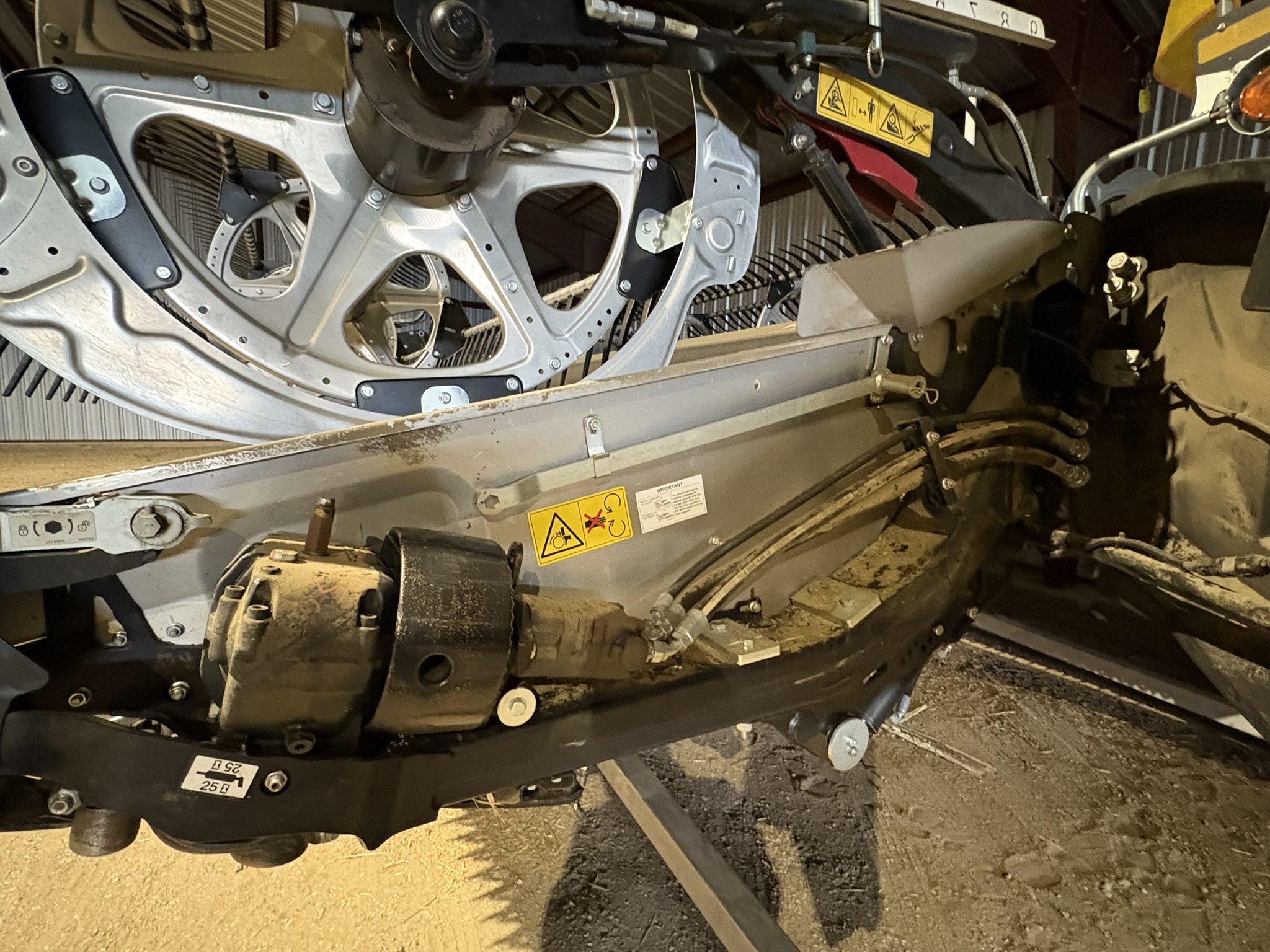 2022 MacDon FD250 Header Combine