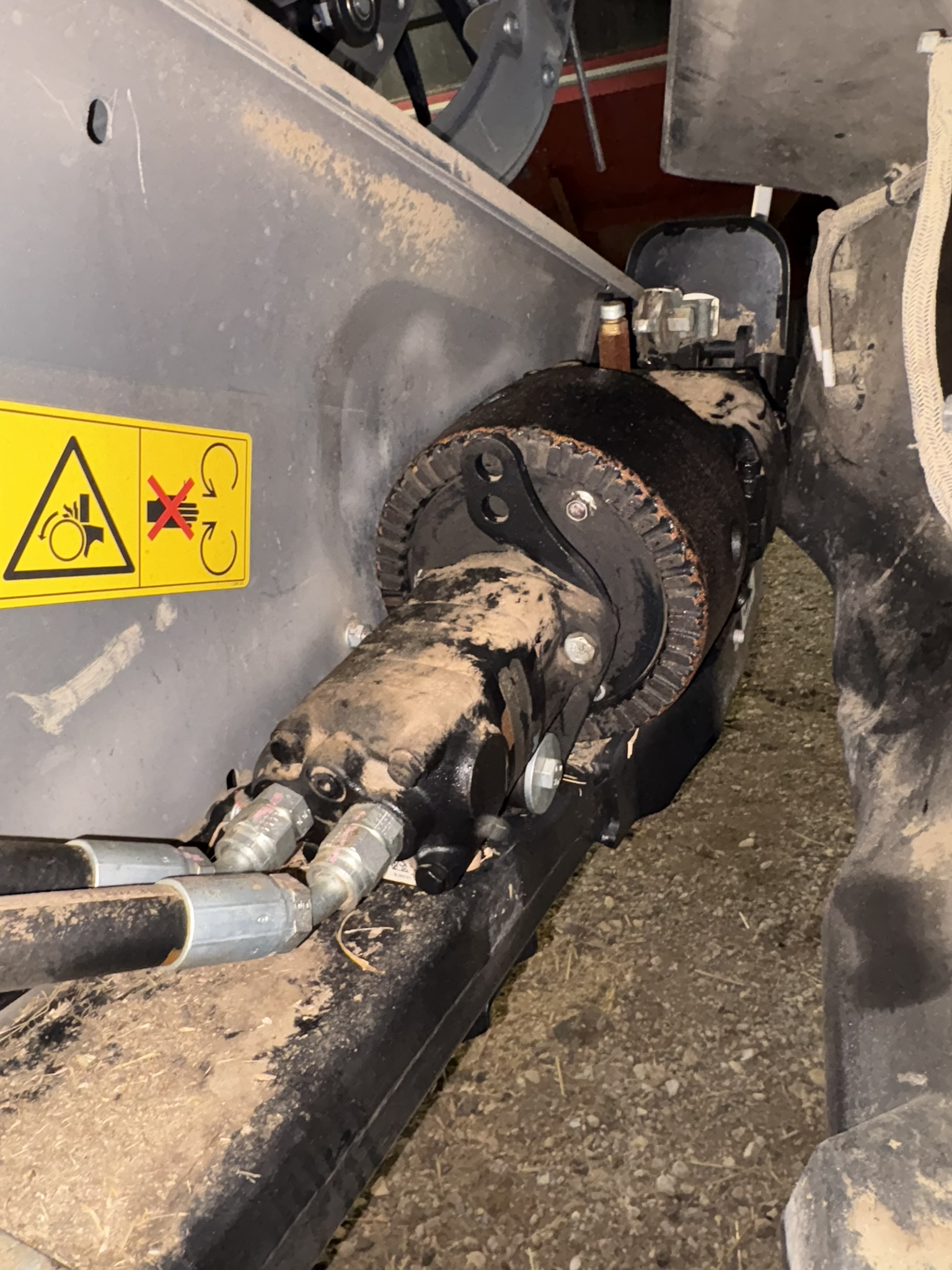 2022 MacDon FD250 Header Combine