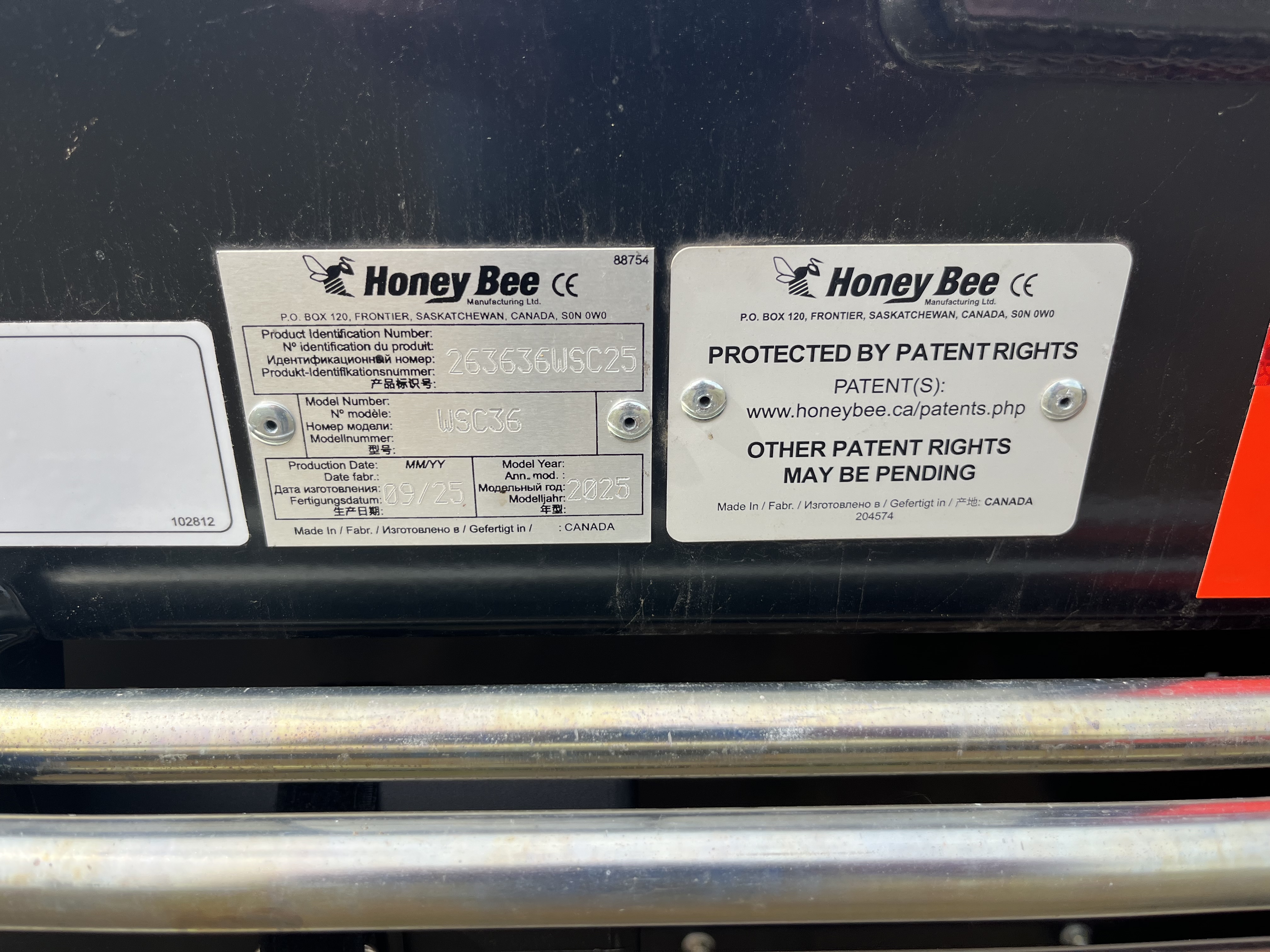 2025 Honey Bee WSC362 Header Draper