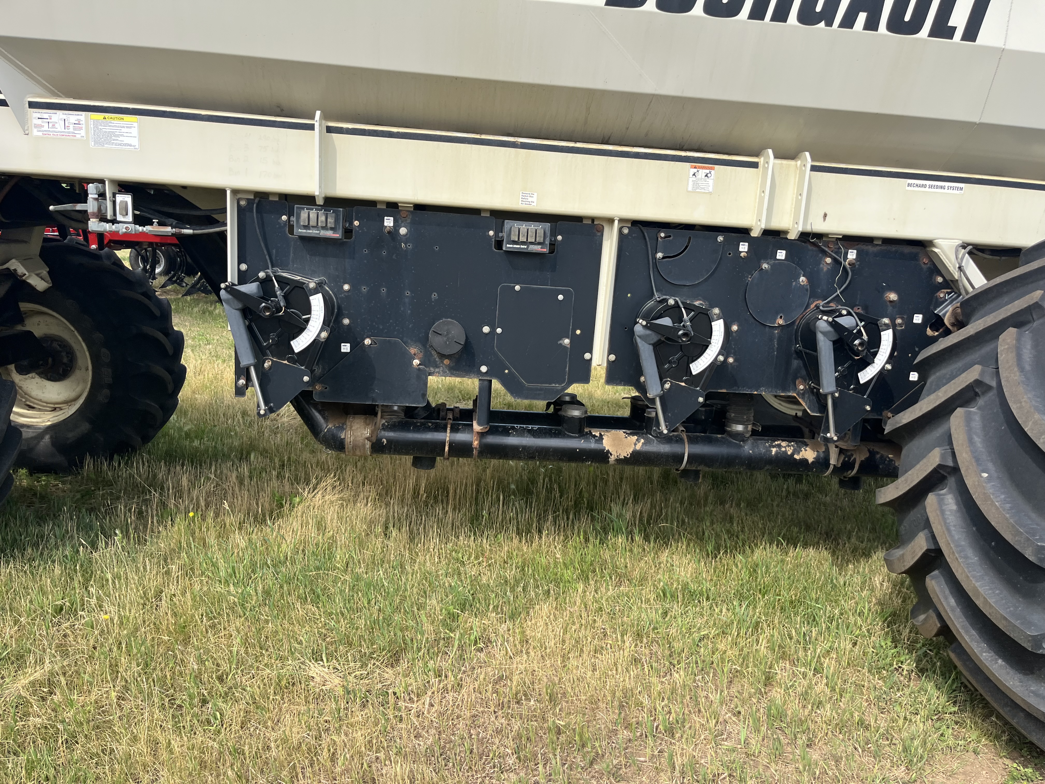 2010 Bourgault 3710 Air Drill