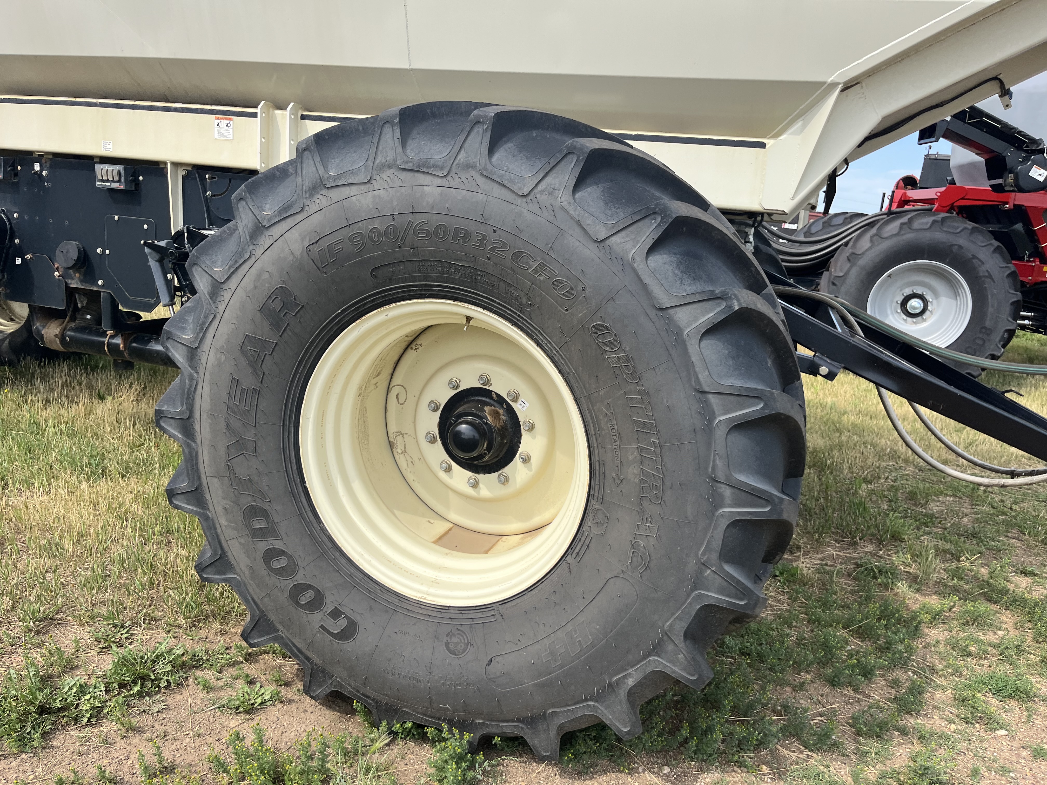 2010 Bourgault 3710 Air Drill