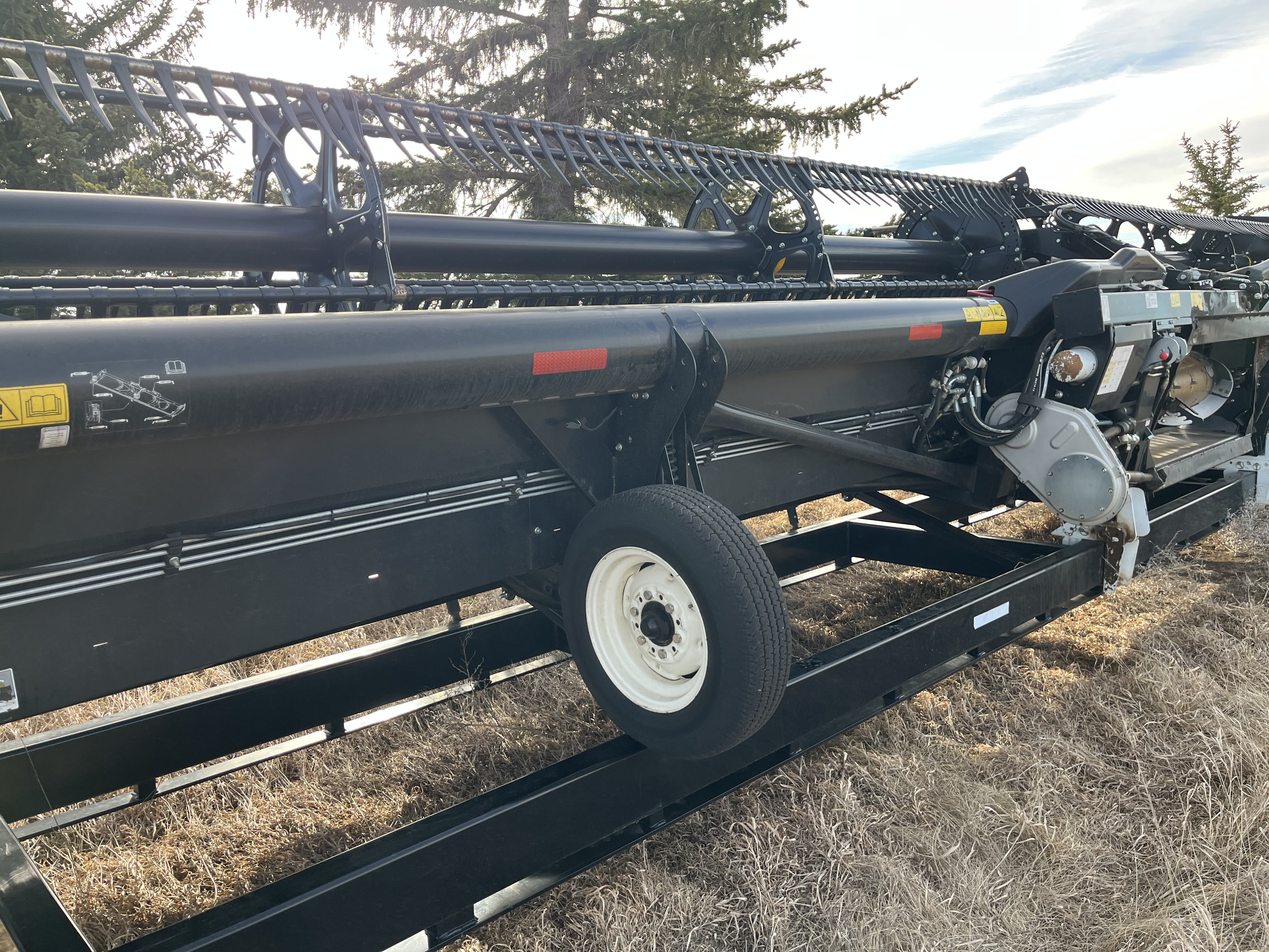 2019 MacDon FD145 Header Combine