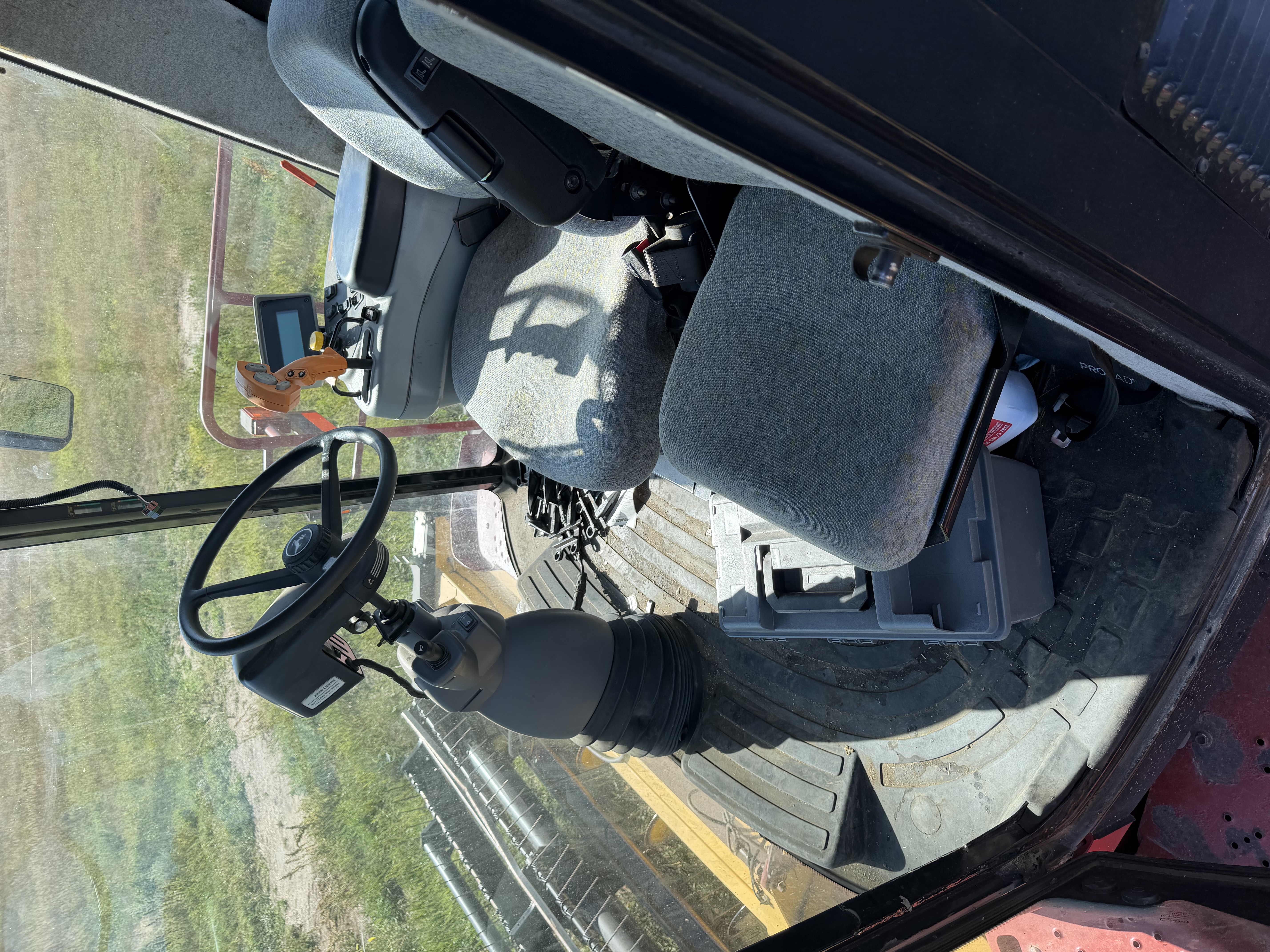 2010 New Holland H8040 Windrower