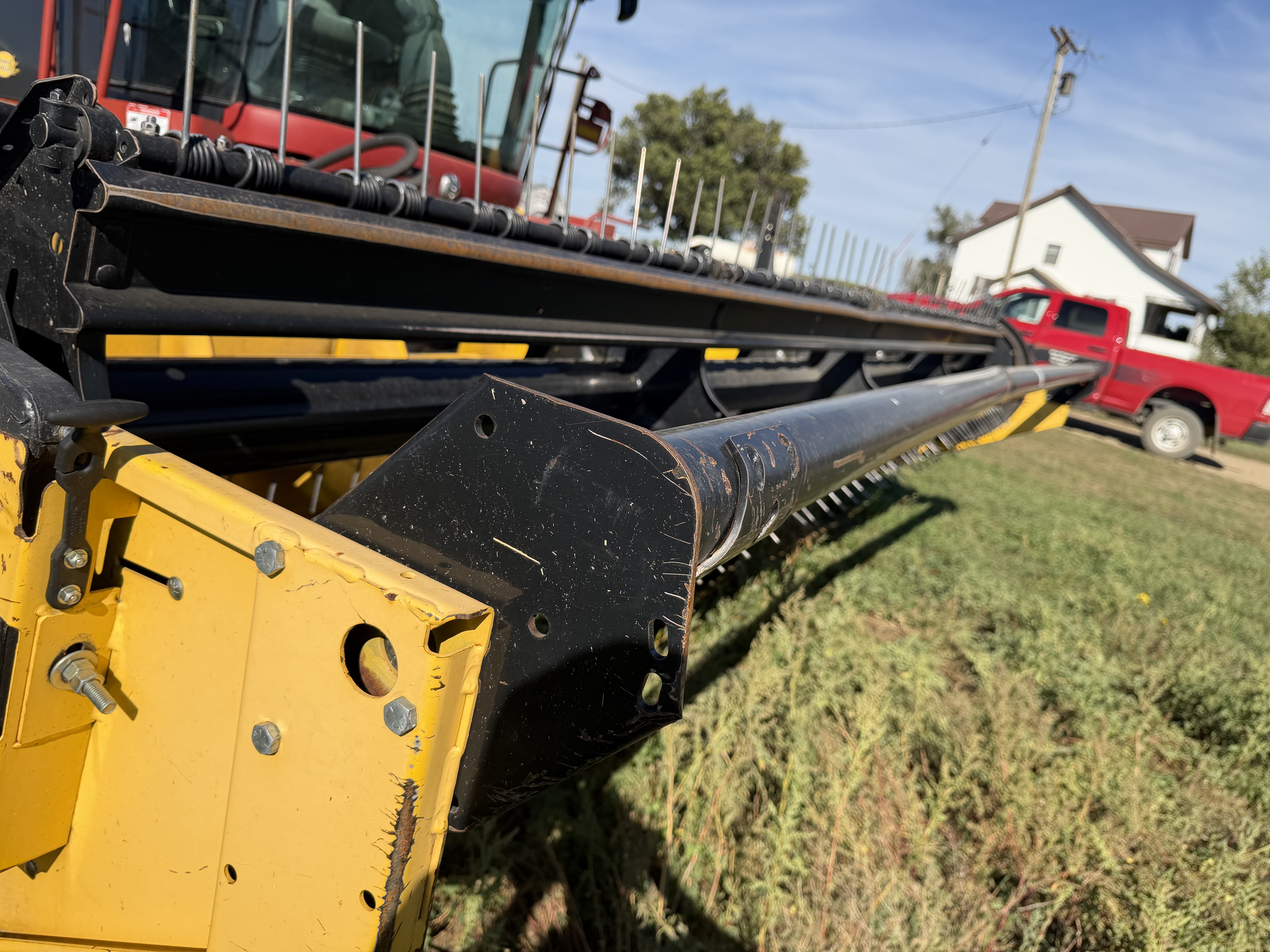 2010 New Holland H8040 Windrower