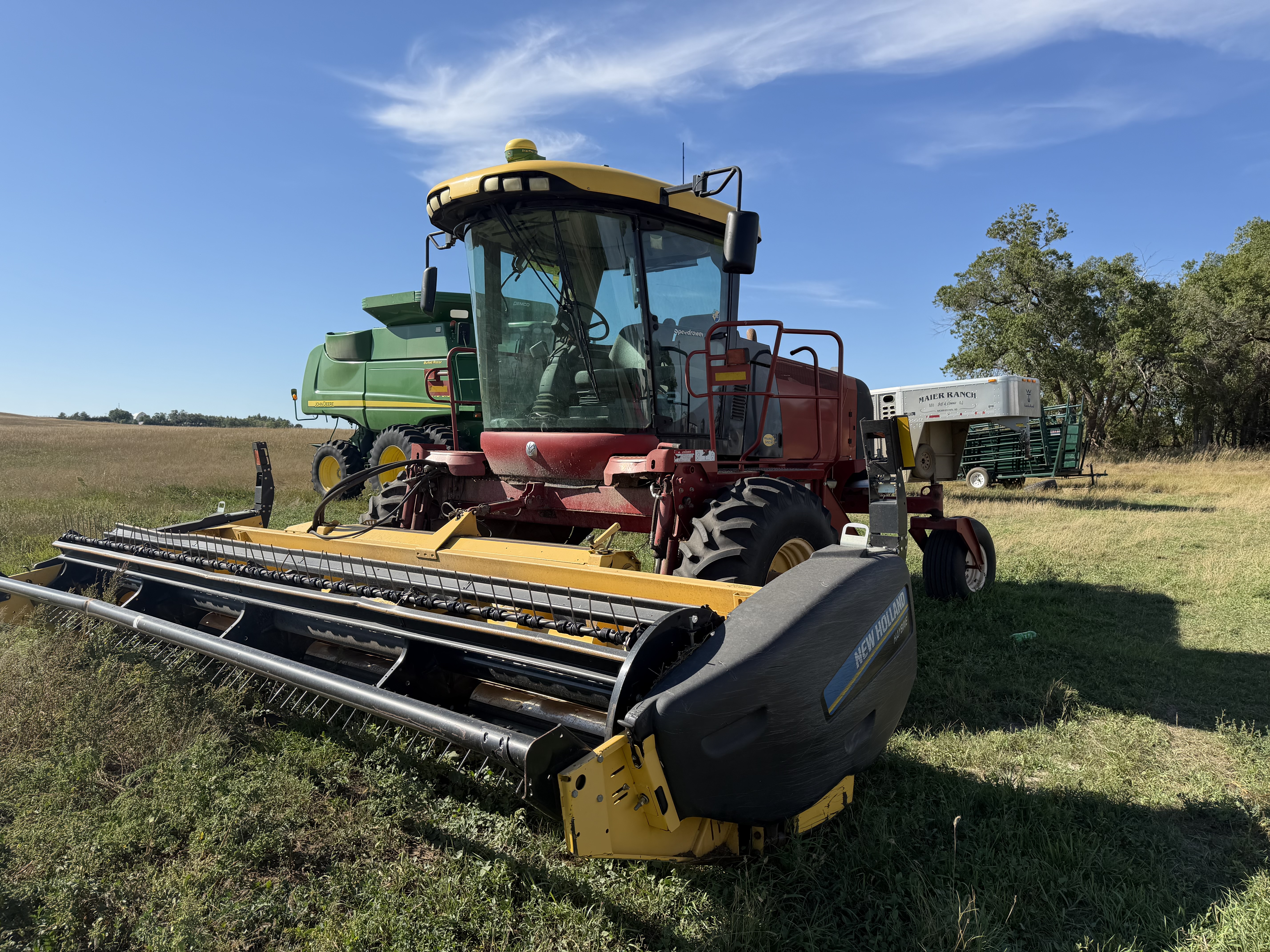 2010 New Holland H8040 Windrower