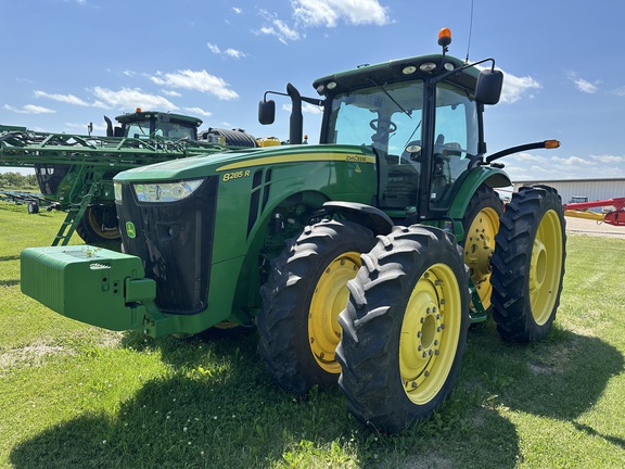 2011 John Deere 8285R Tractor