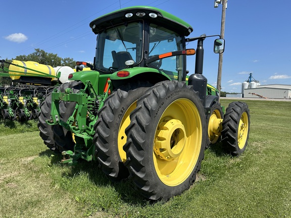 2011 John Deere 8285R Tractor