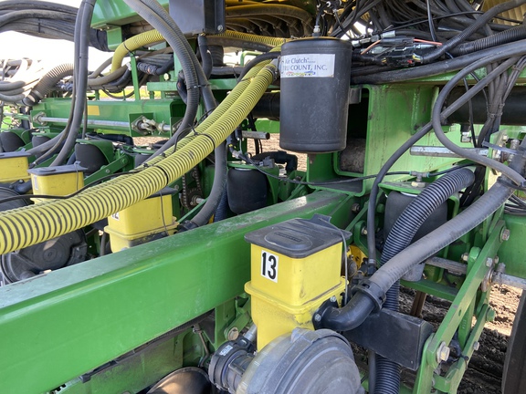 2008 John Deere DB44 Planter