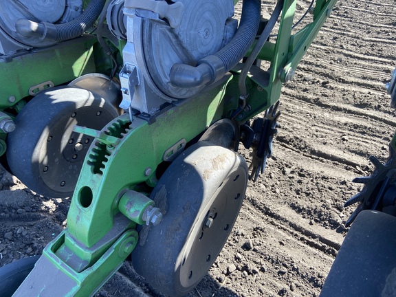 2008 John Deere DB44 Planter