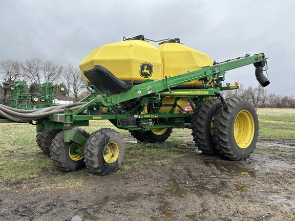 2019 John Deere 1890 Air Seeder