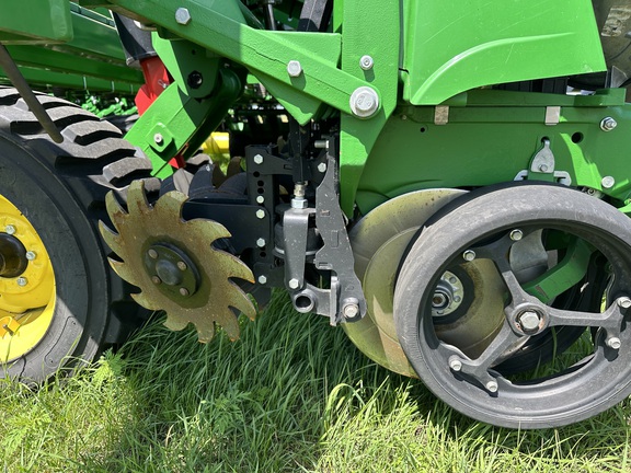 2022 John Deere DB66 Planter