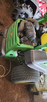 2017 John Deere Z950R Mower/Zero Turn