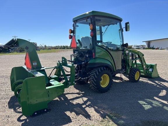 2022 John Deere 1025R Tractor Compact