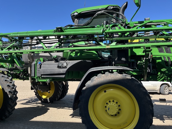 2023 John Deere 410R Sprayer/High Clearance