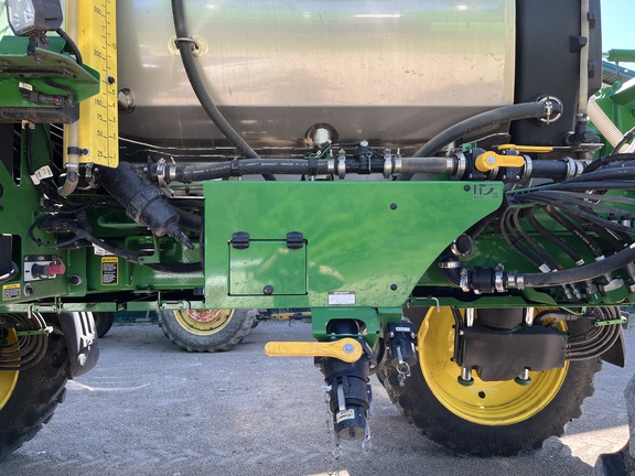 2023 John Deere 410R Sprayer/High Clearance