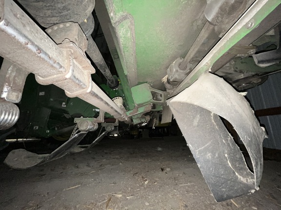 2013 John Deere 608C Header Corn Head