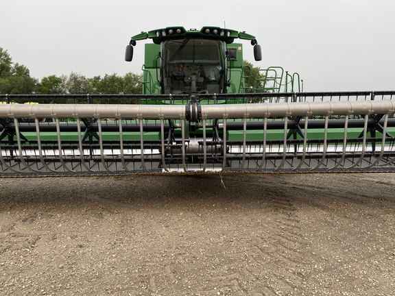 2013 John Deere 640FD Header Combine